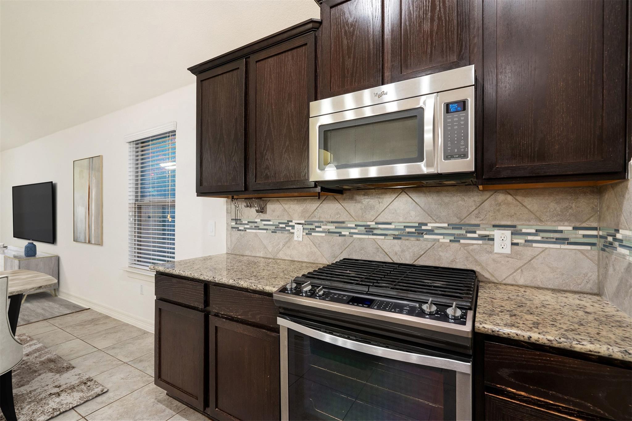 2705 Kingsland WAY — photo 5
