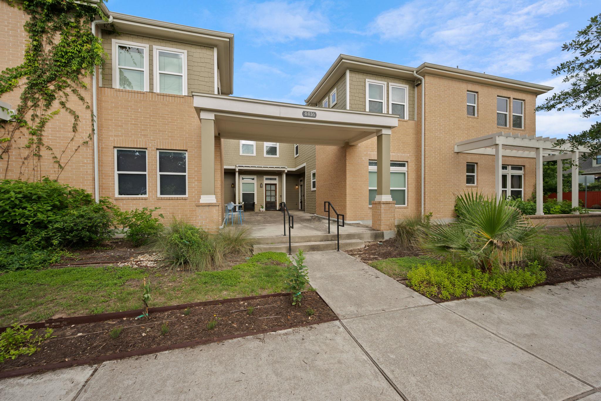 4416 Berkman DR #B — photo 5