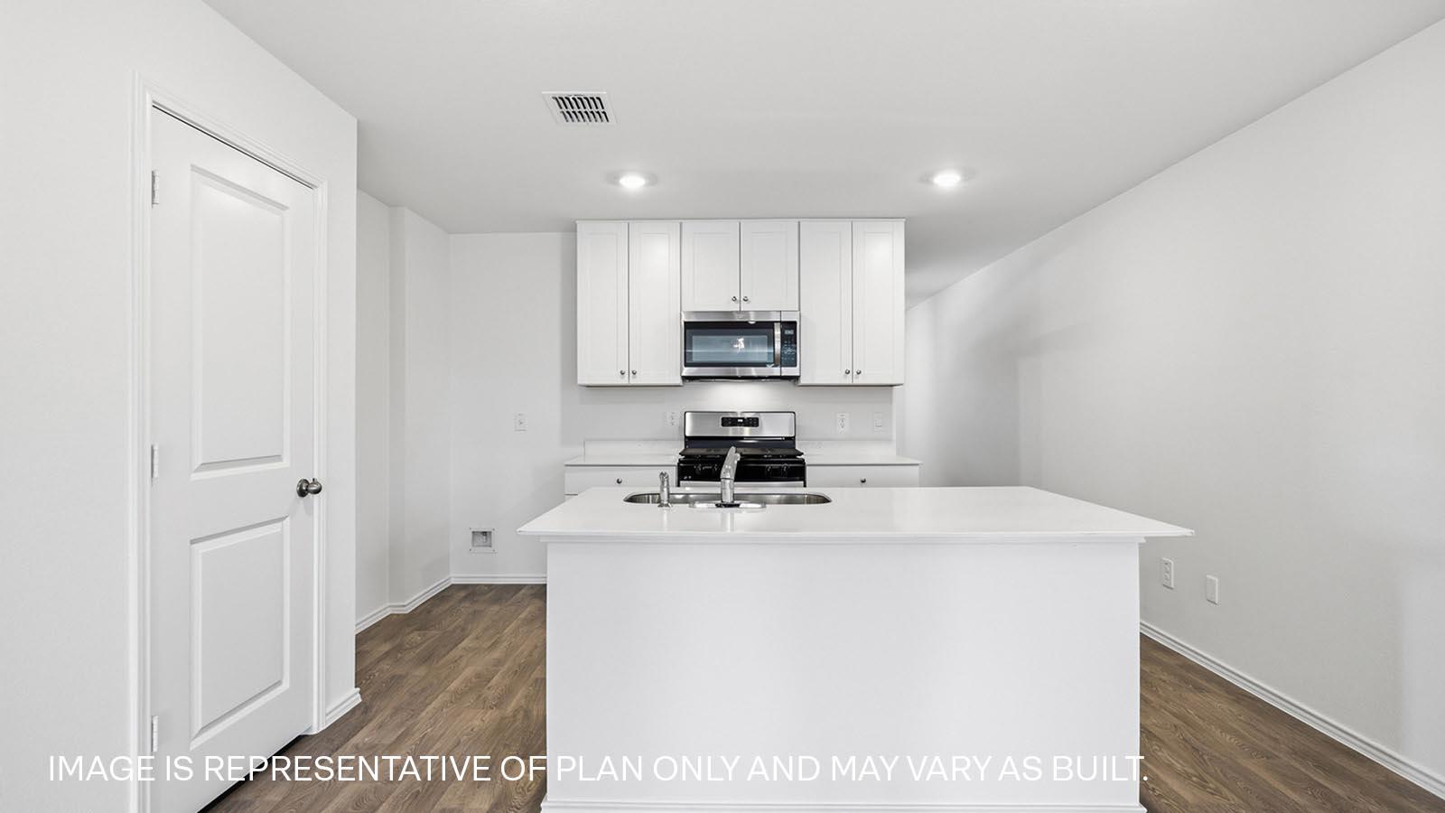 390 Ebbsfleet DR — photo 4