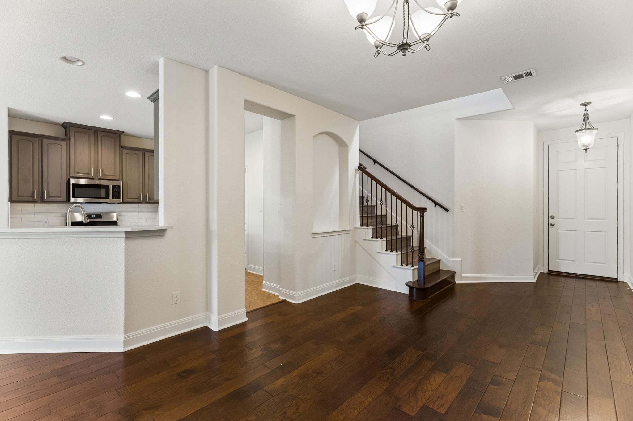114 Aria RDG #802 — photo 3
