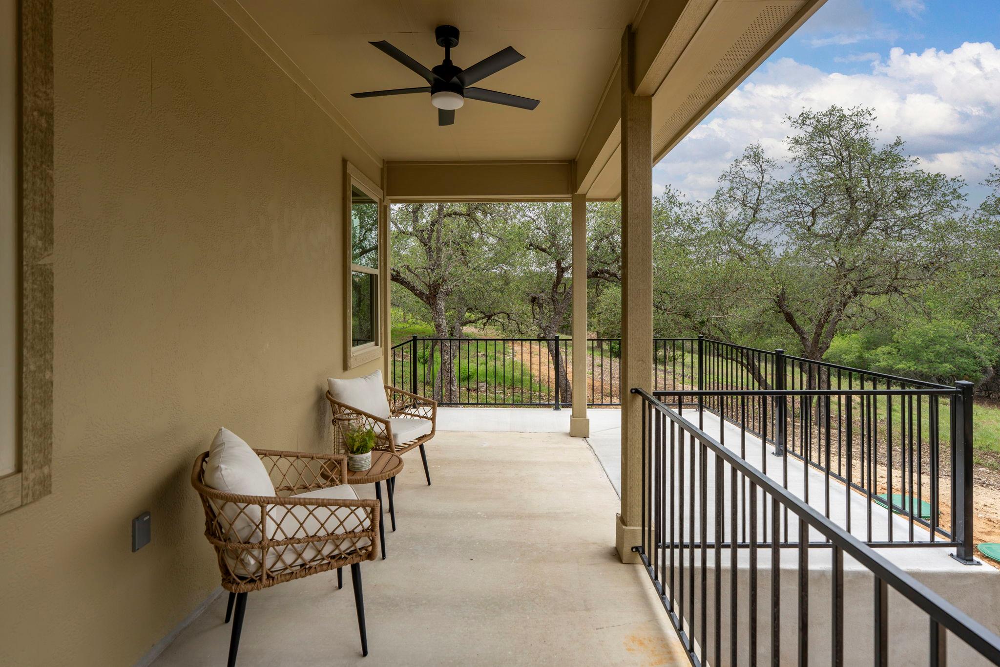 112 Twin Creek CIR — photo 4