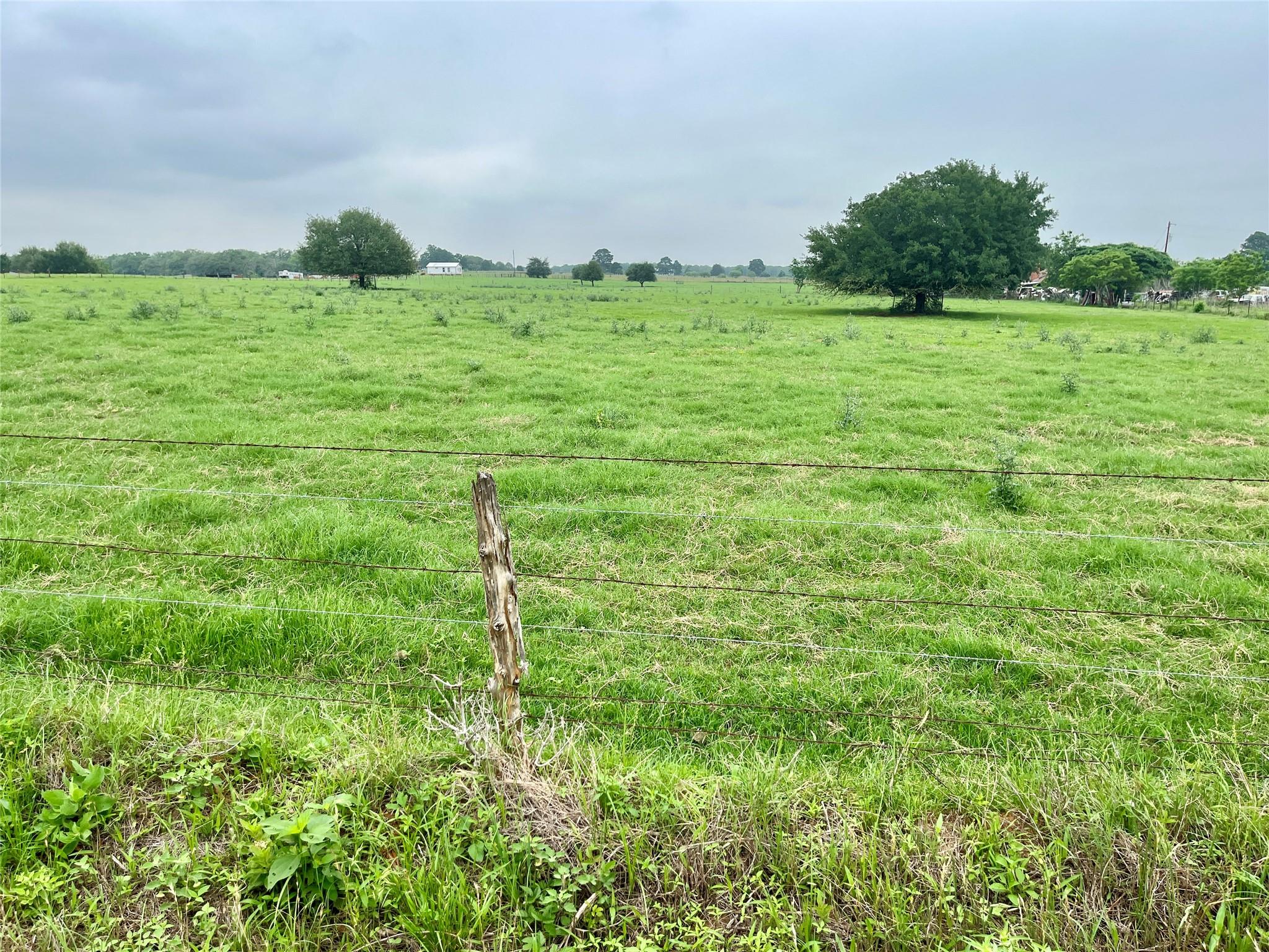 5.556 acres Farris Lane LN — photo 3