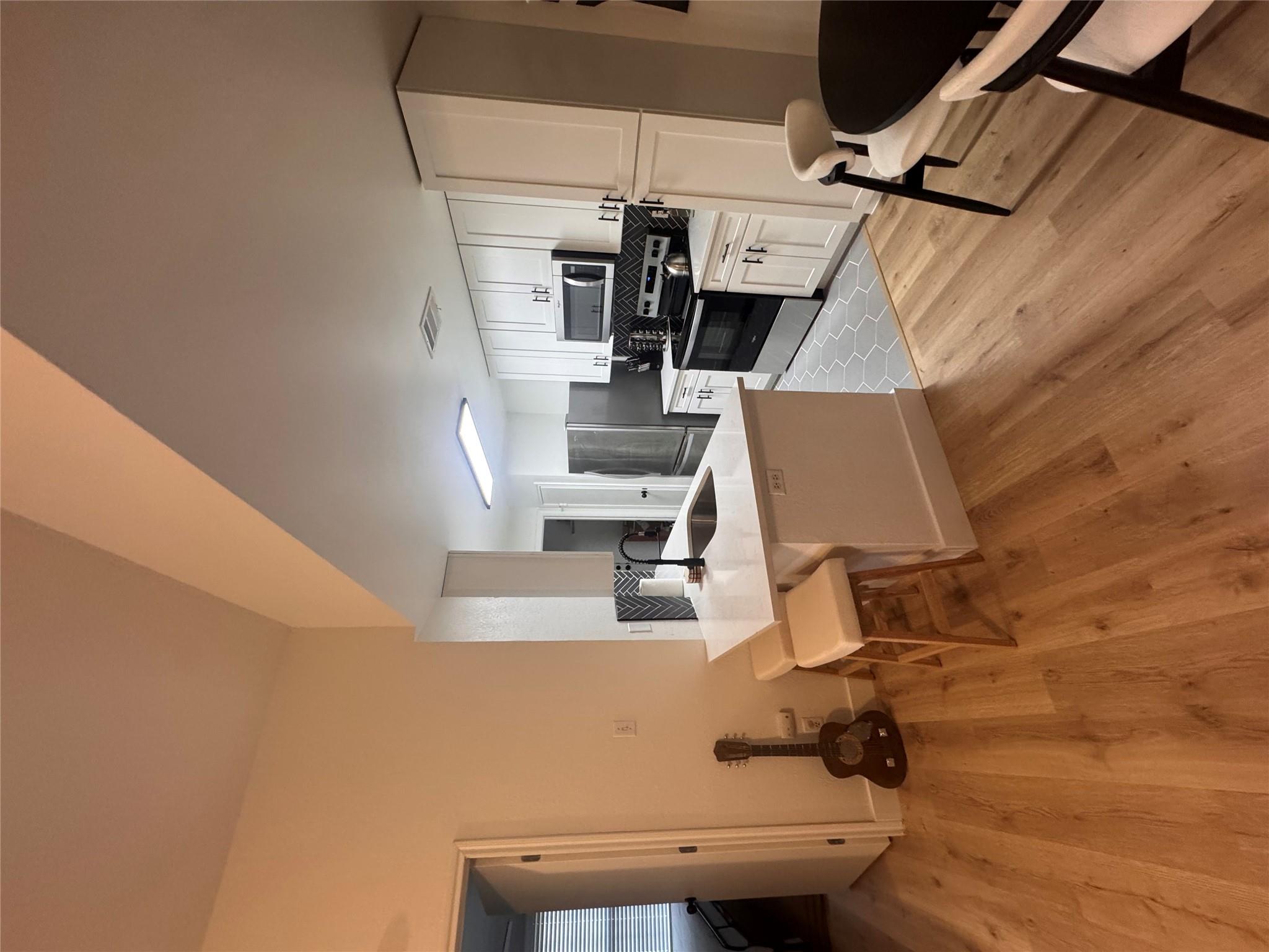 1906 Alex Ave #A — photo 3