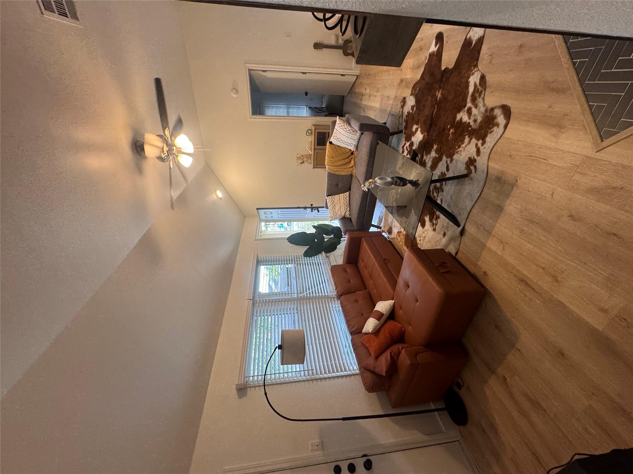 1906 Alex Ave #A — photo 5