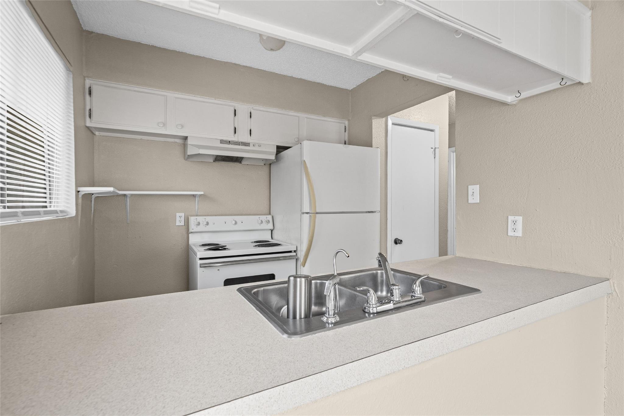 2809 Parker LN #D — photo 5