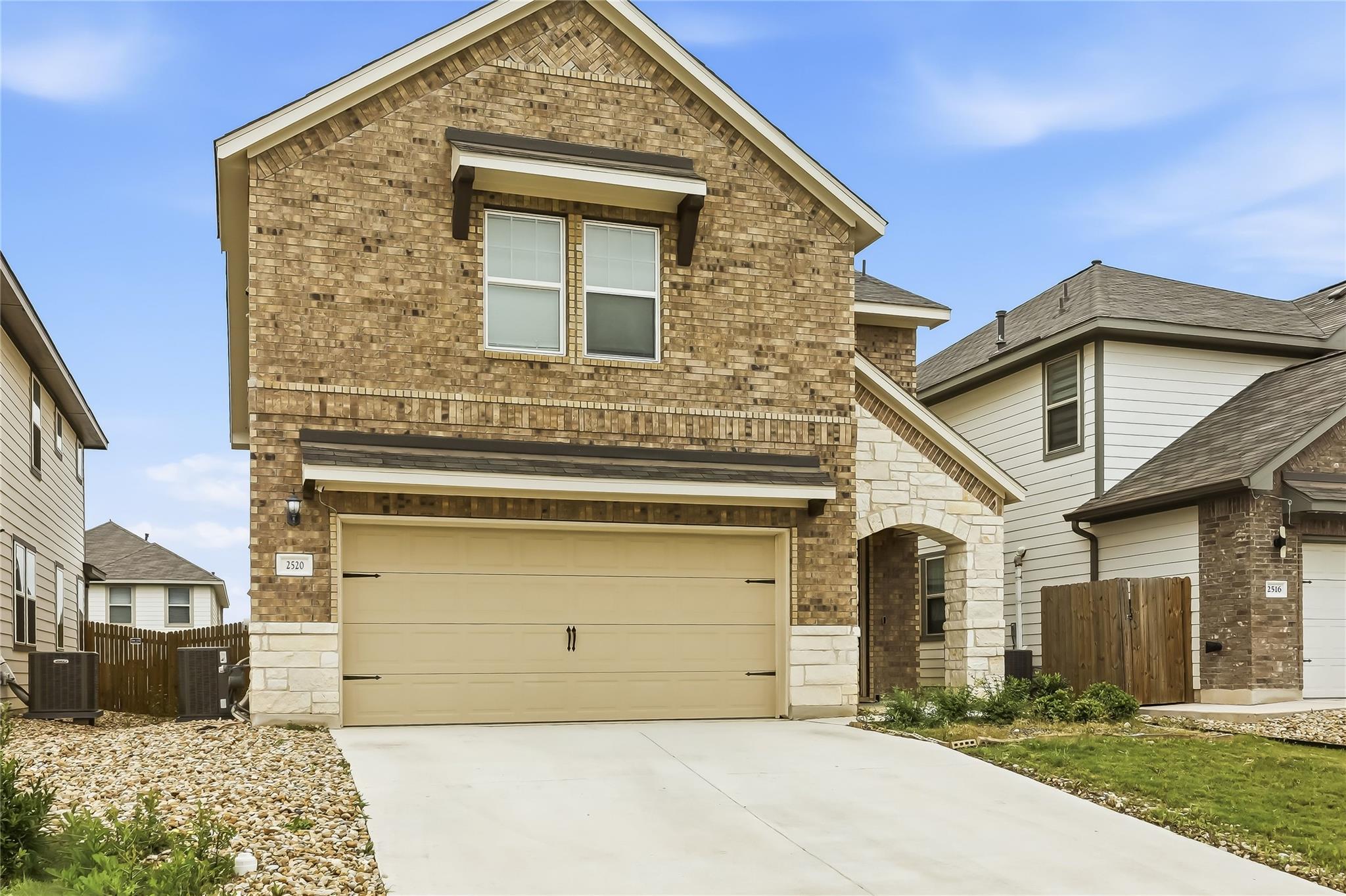 2520 Roosevelt RD — photo 4