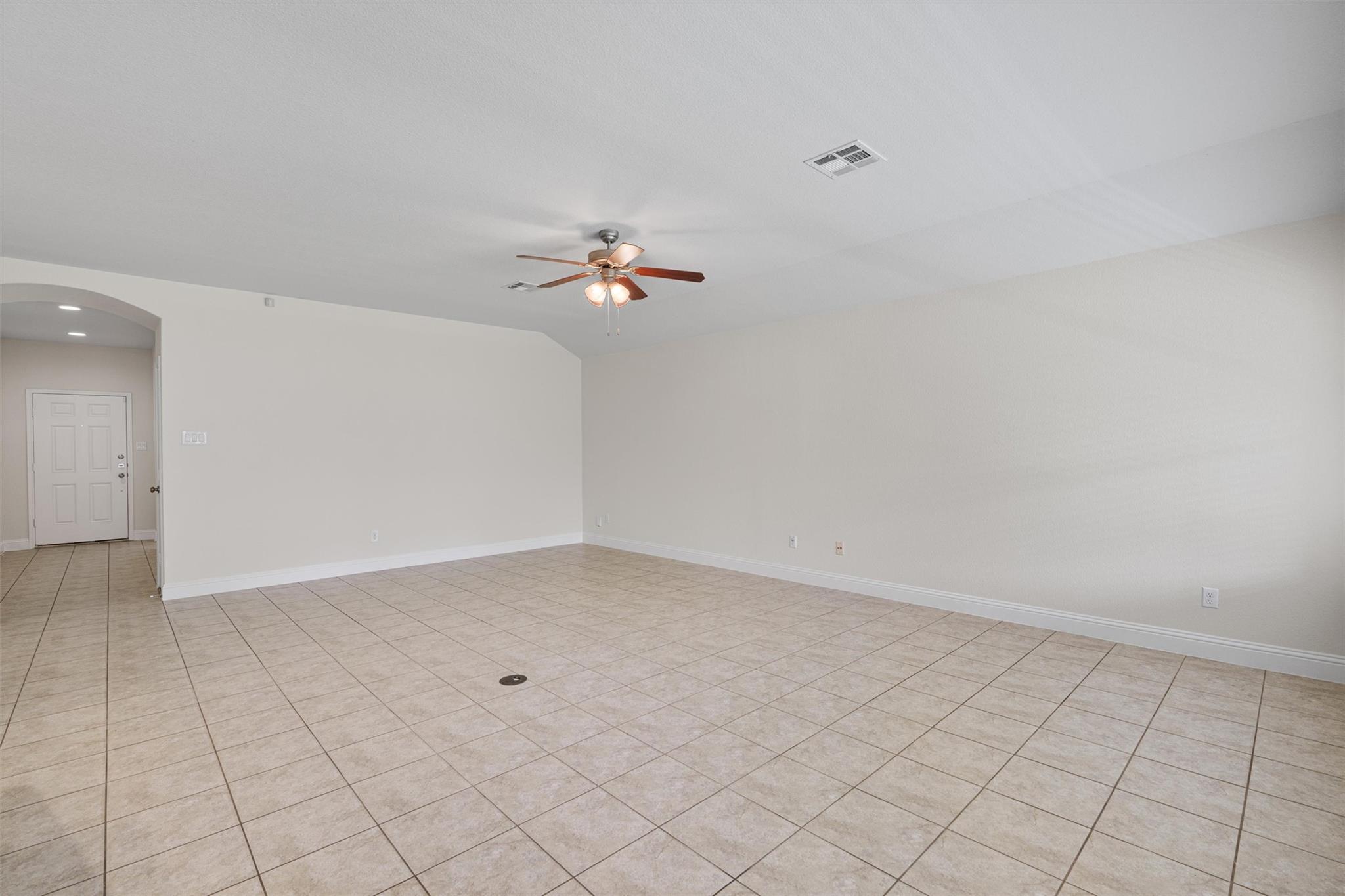 3021 Angelina CT — photo 5