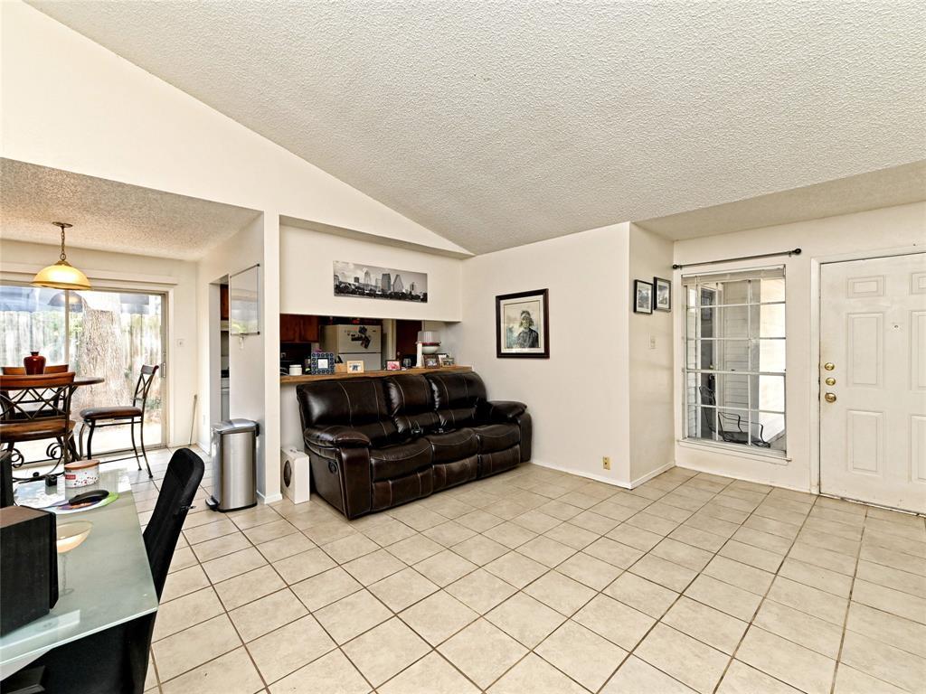 12002 Arrowwood DR — photo 4