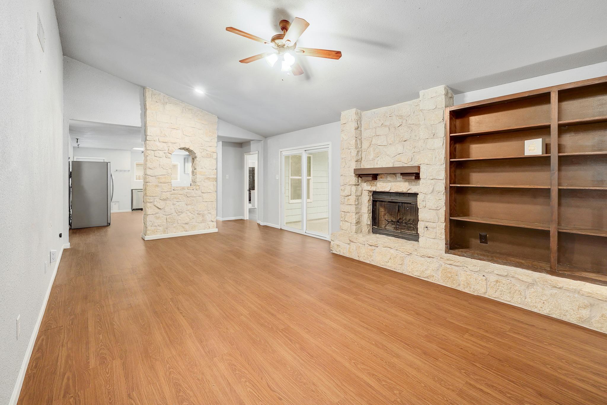12507 Esplanade ST — photo 4