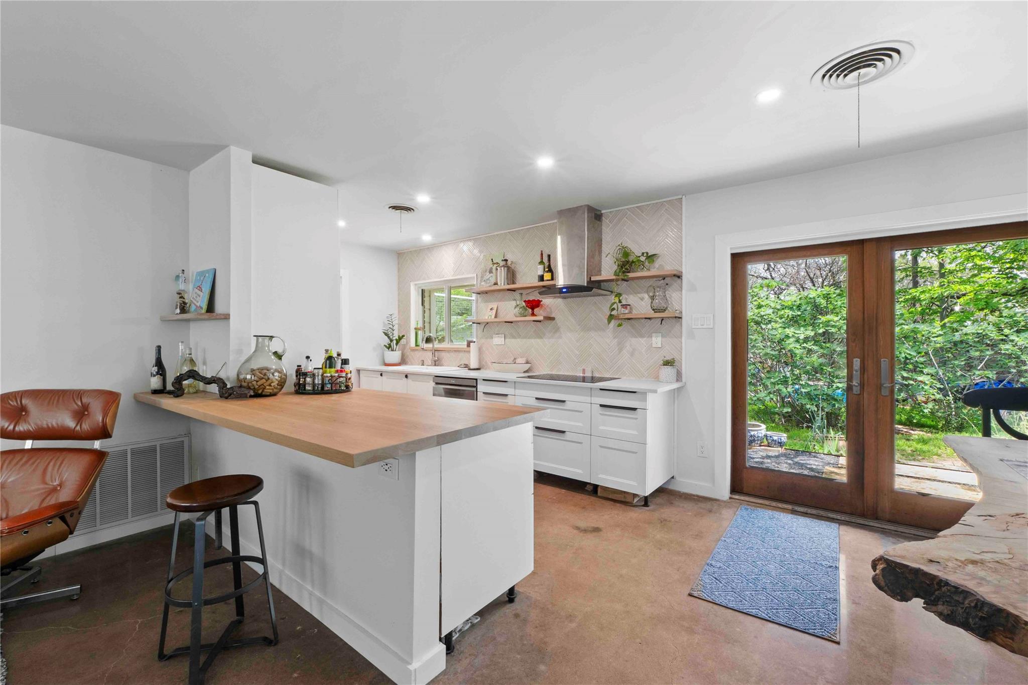 4505 Dudley DR — photo 4