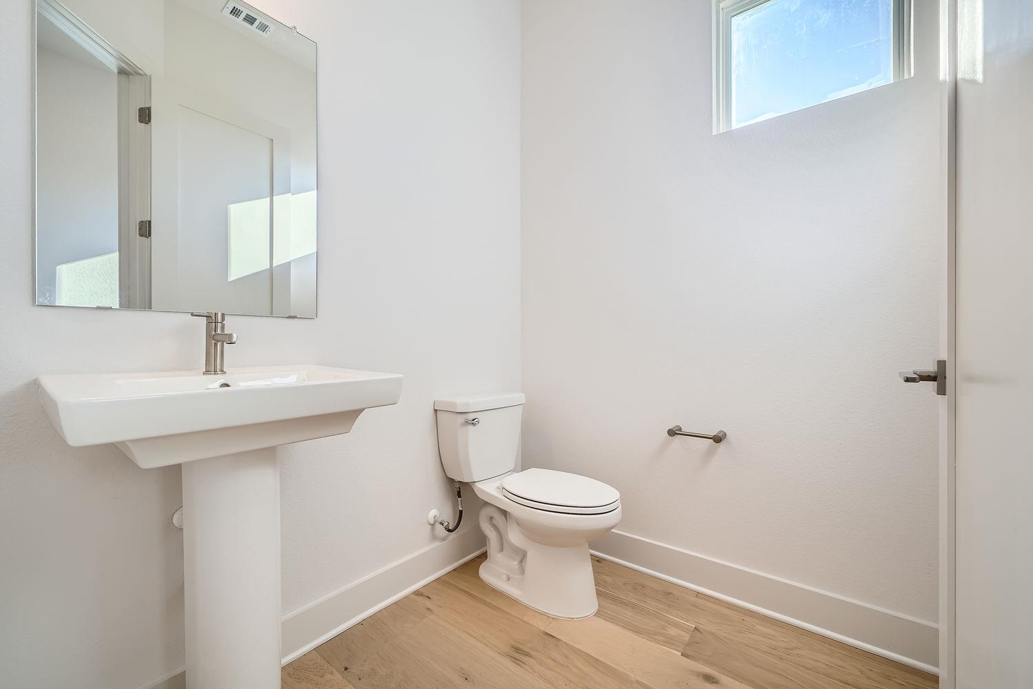 1531 Red Bud LN #20 — photo 4
