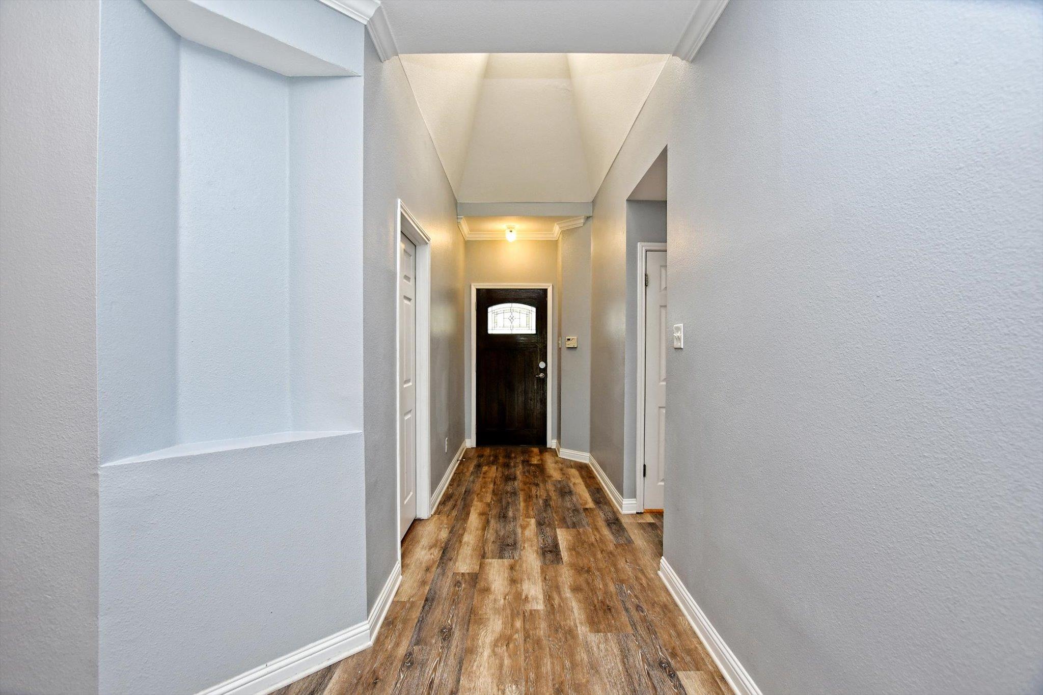 2307 Logan DR — photo 4