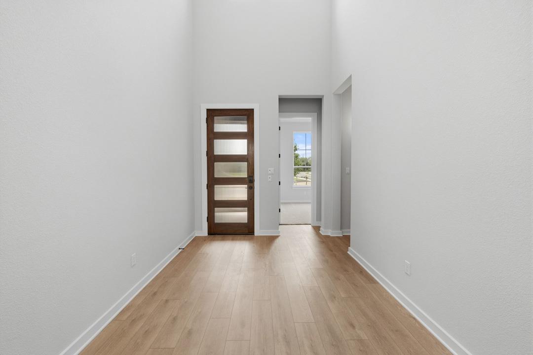 111 Sacred Fig Road — photo 3