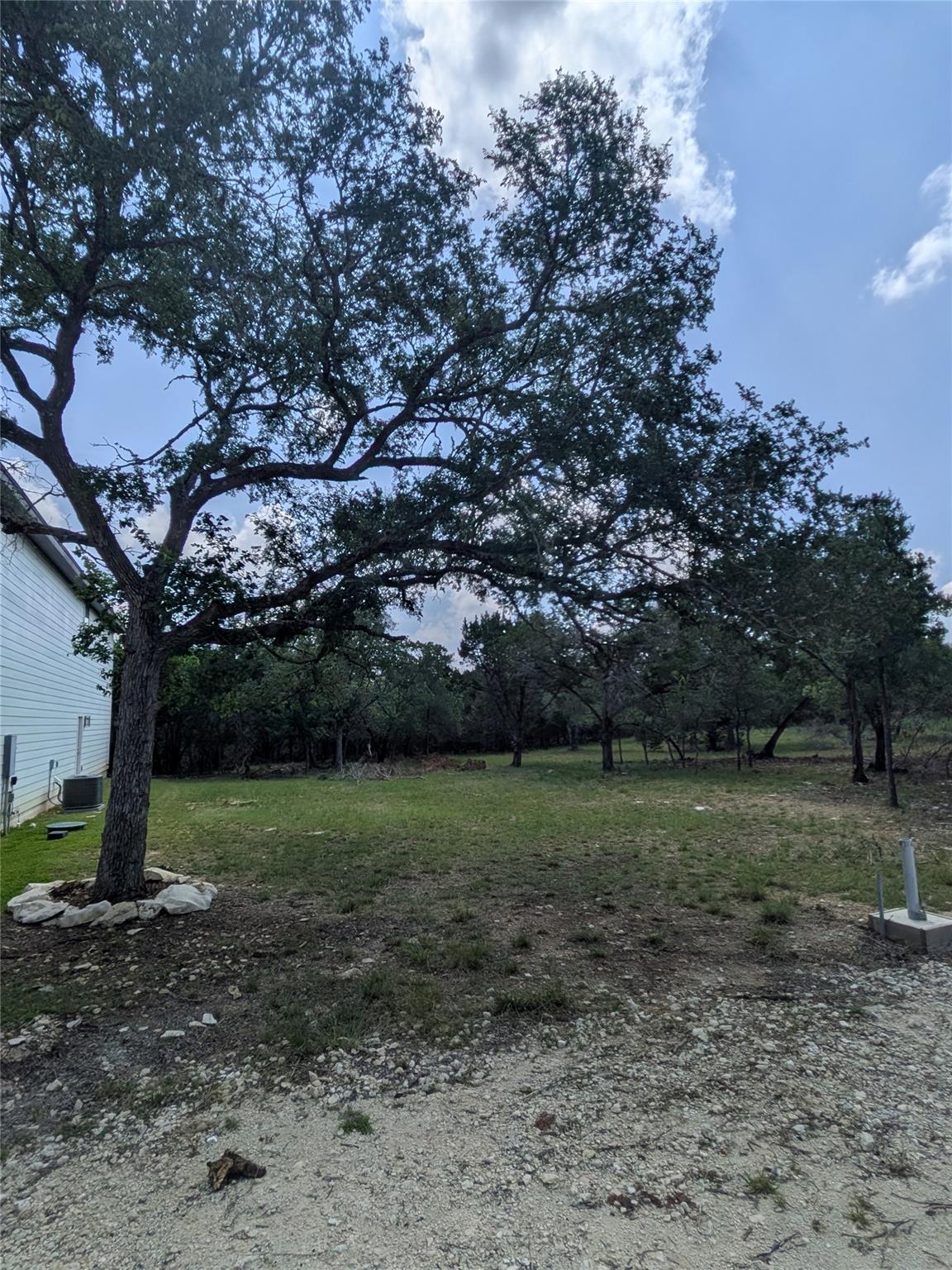 125 Golf Crest DR
