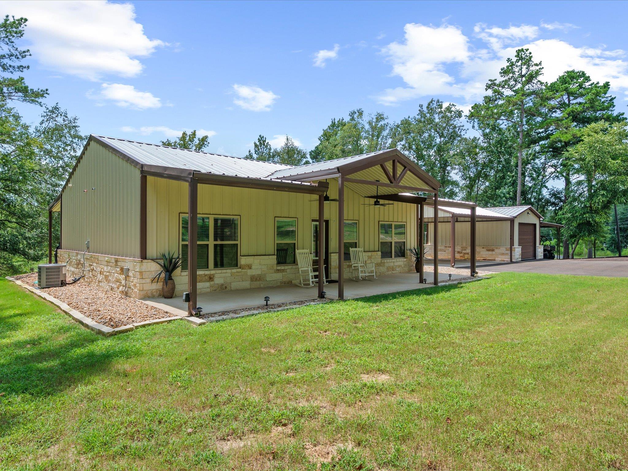 1386 Private Rd 1313 — photo 4