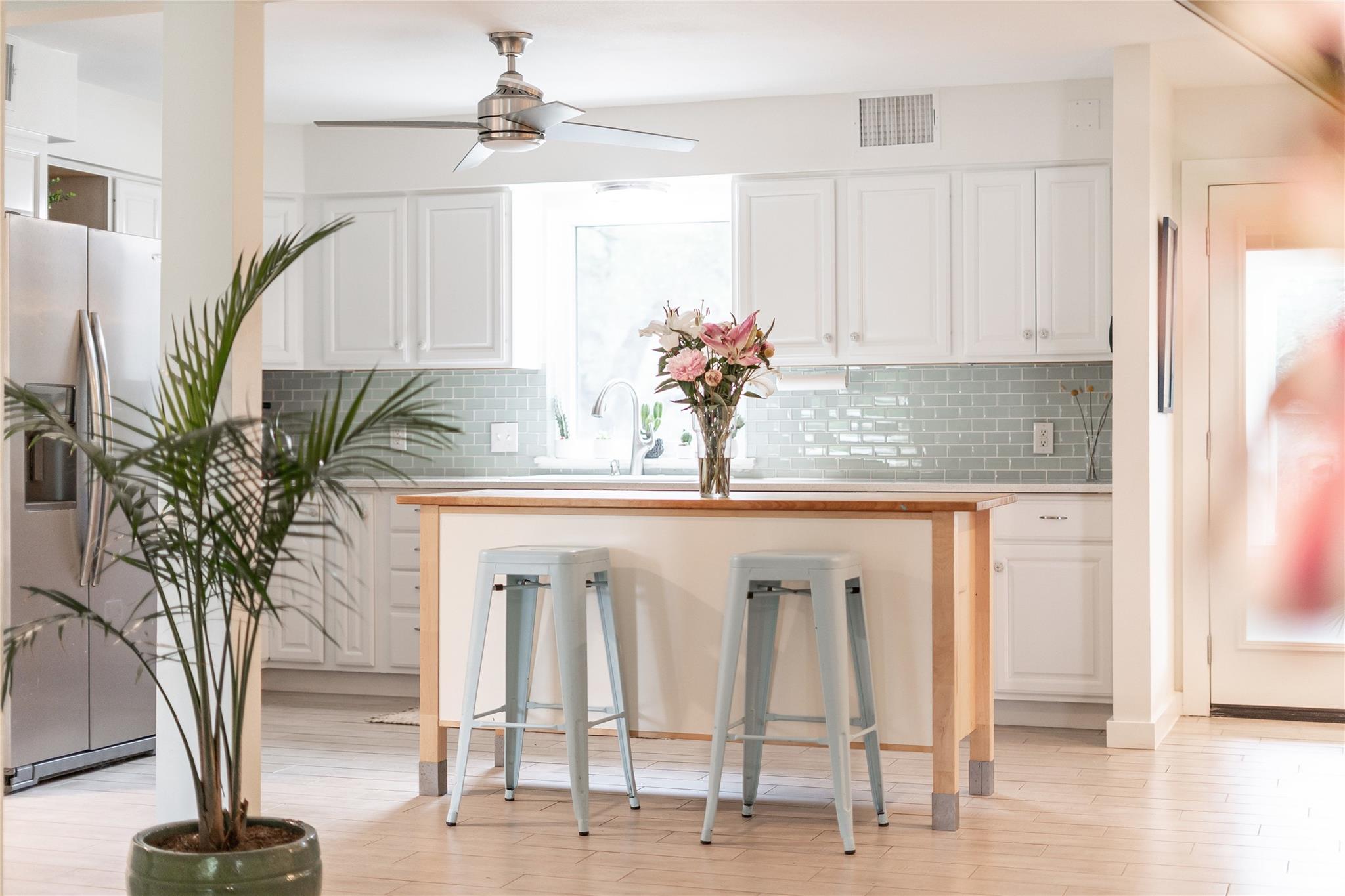 10133 Oliver DR — photo 4