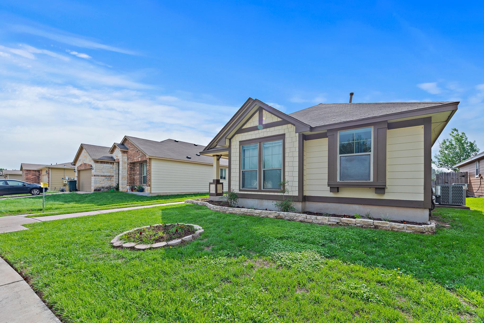 4603 Halliday Ave — photo 3