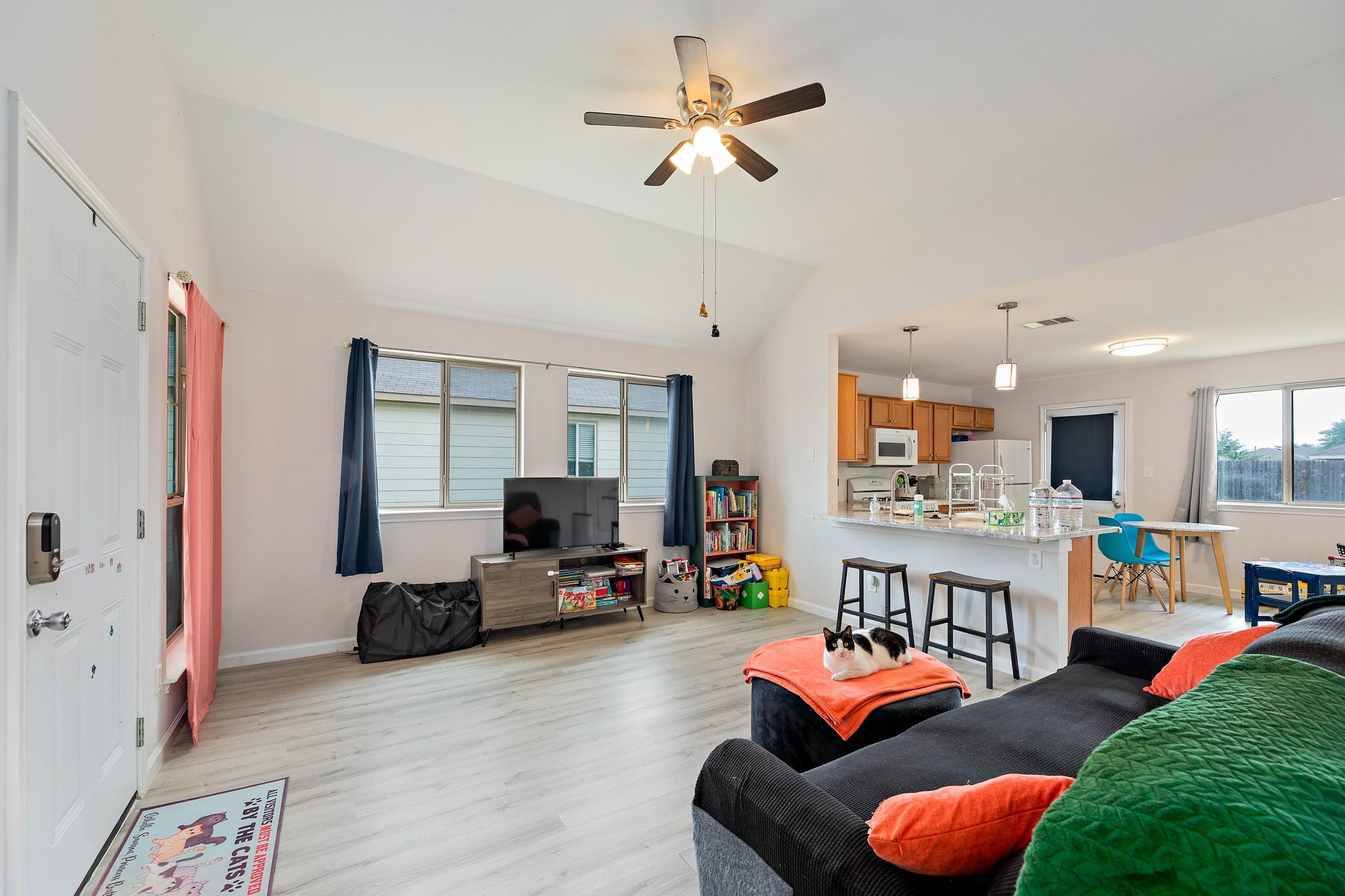4603 Halliday Ave — photo 5