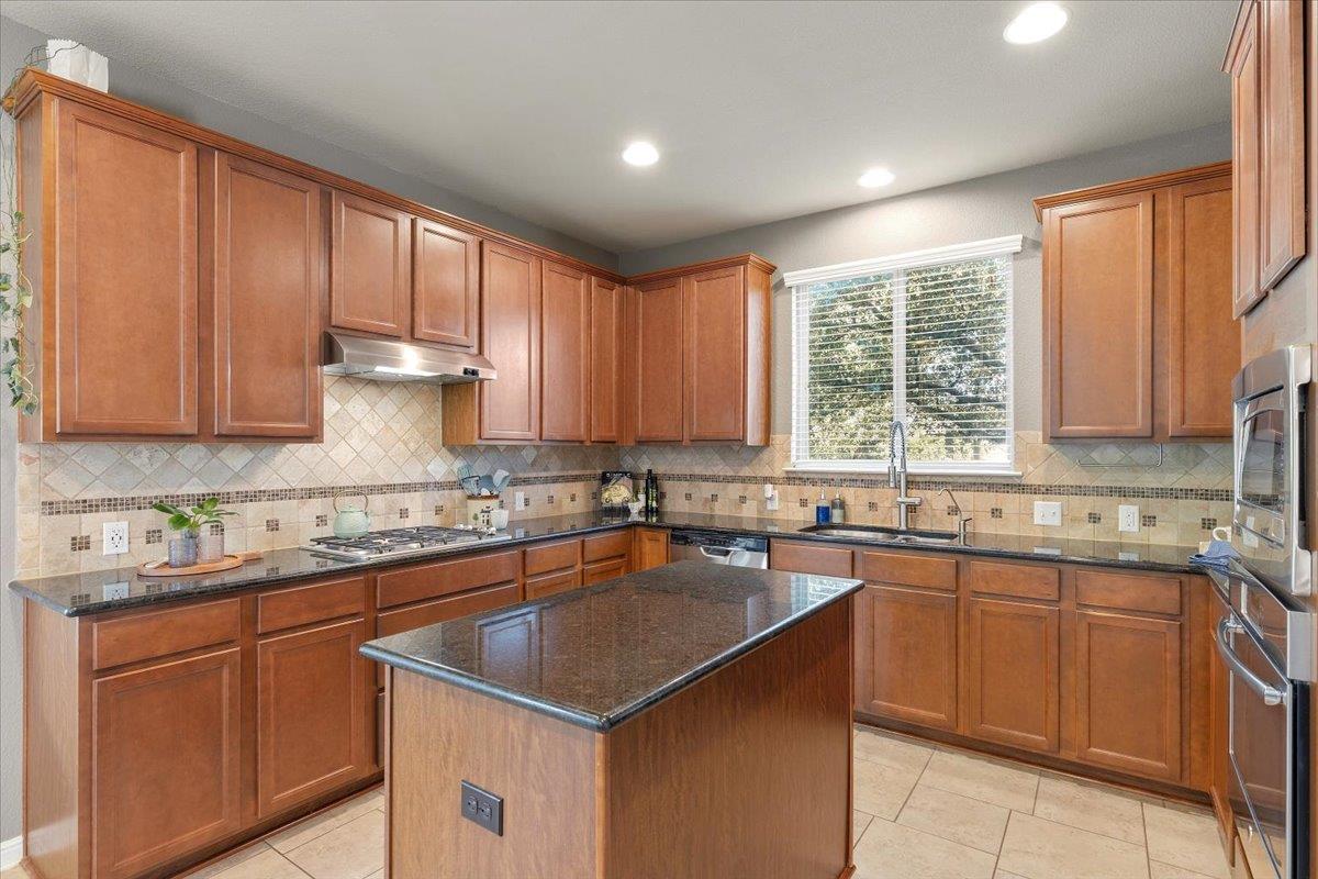 561 Stone View TRL — photo 5