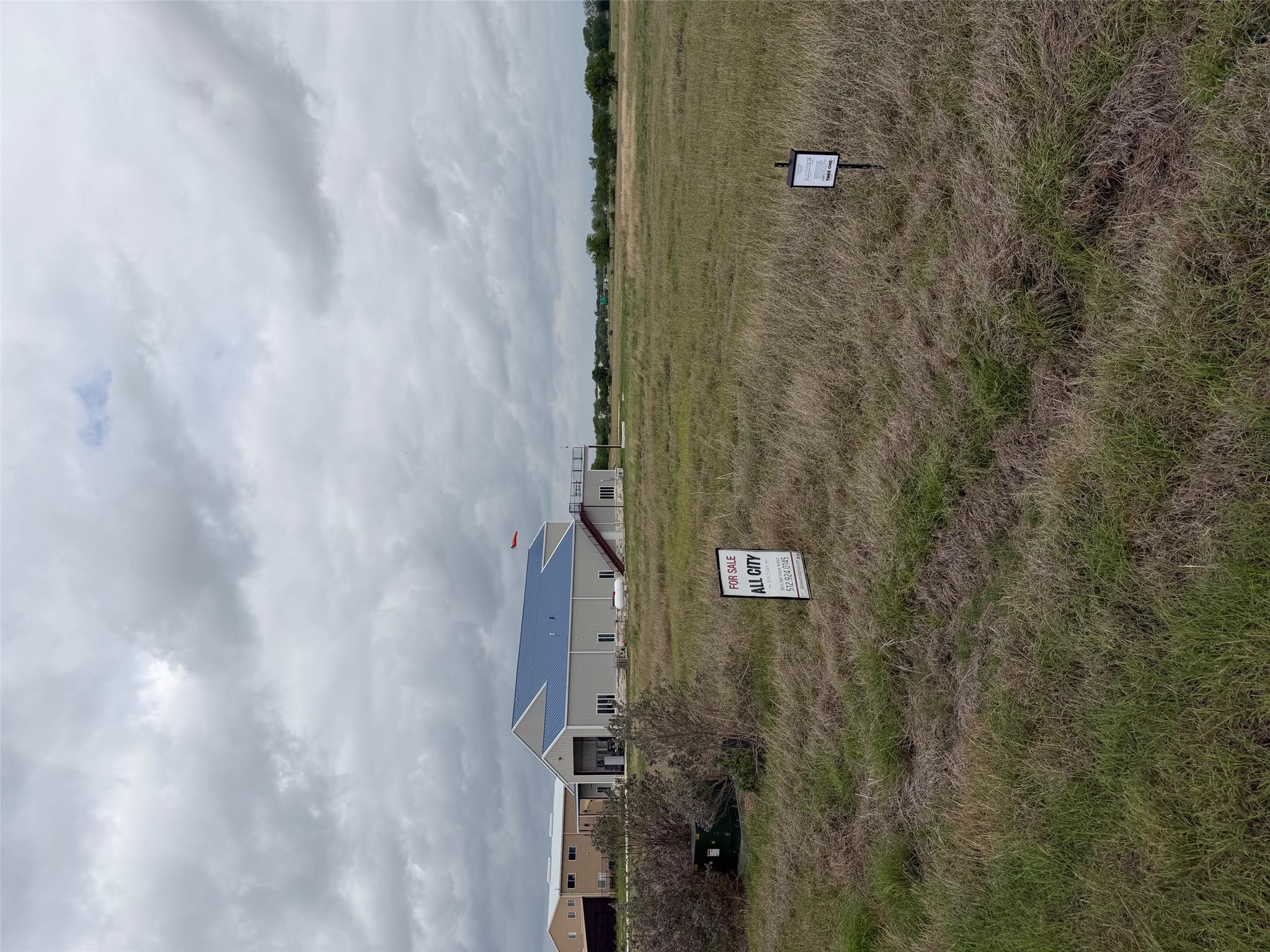320 Airfield RD — photo 5