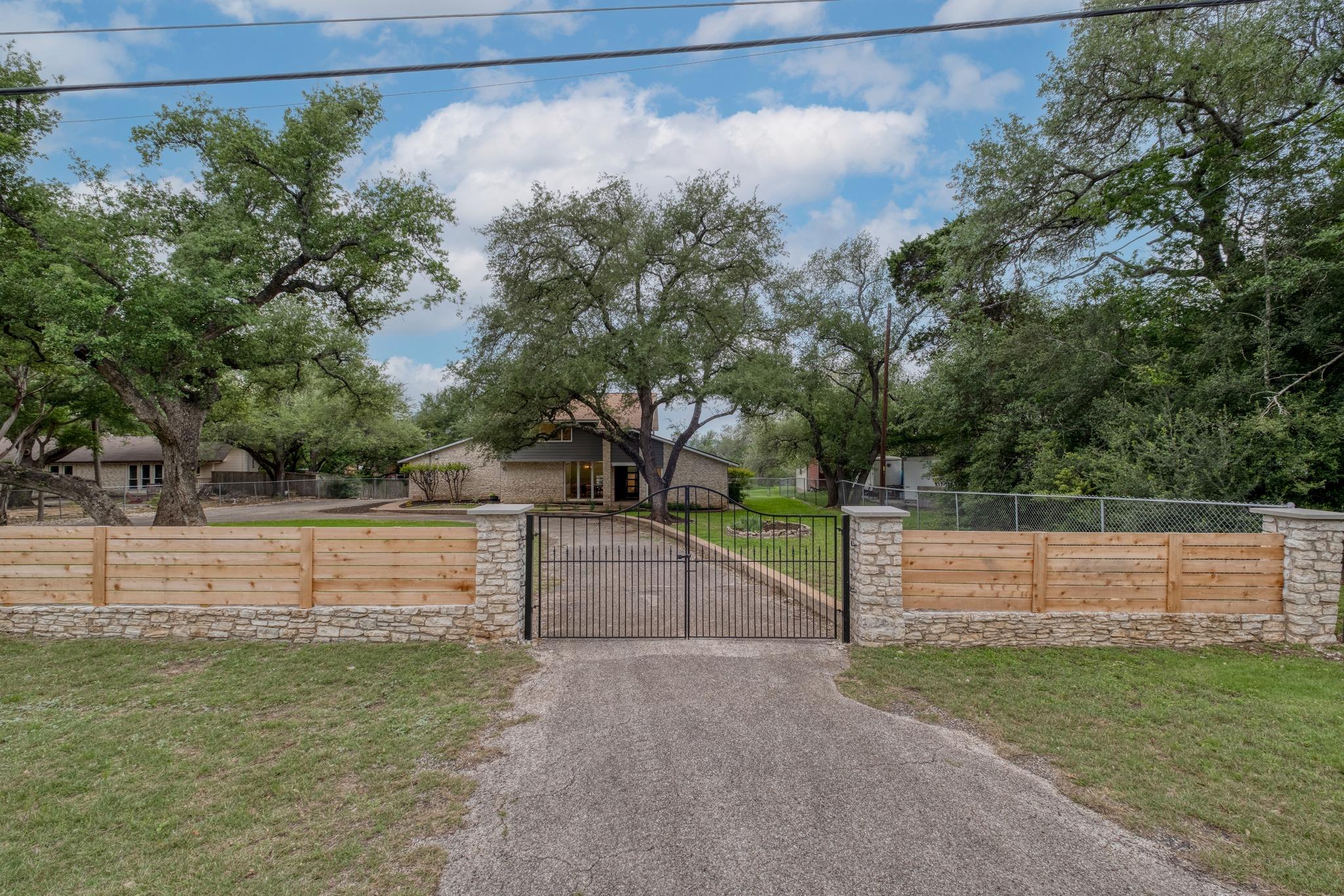 10306 D K Ranch RD — photo 4