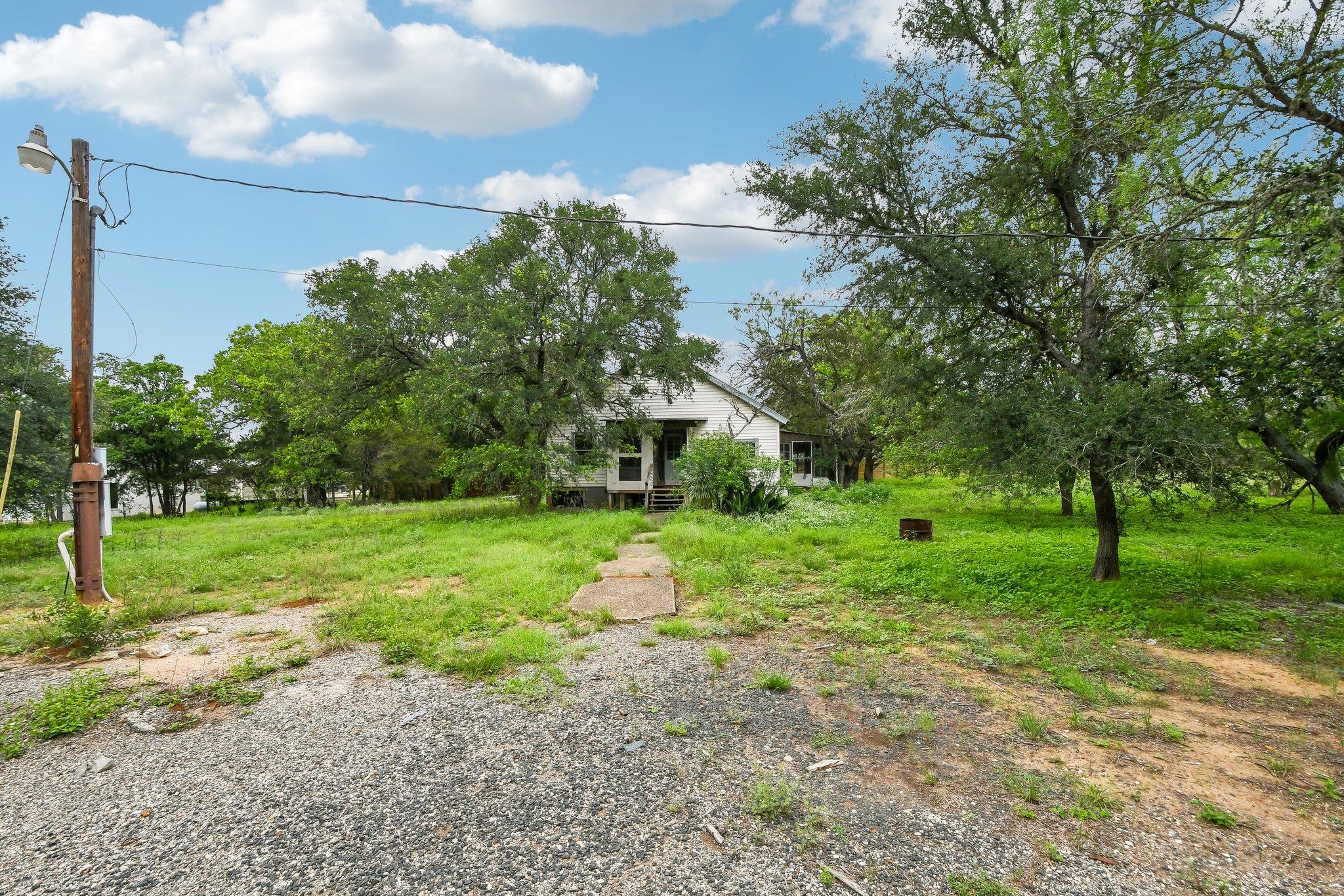 116 Hart LN — photo 3