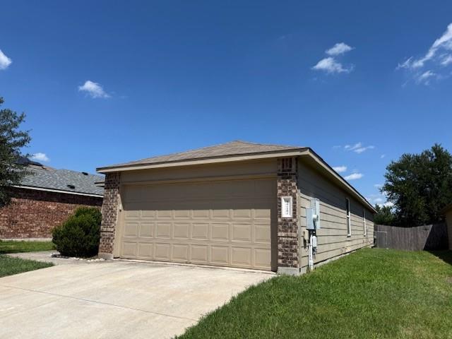 5717 Levenwood LN — photo 3