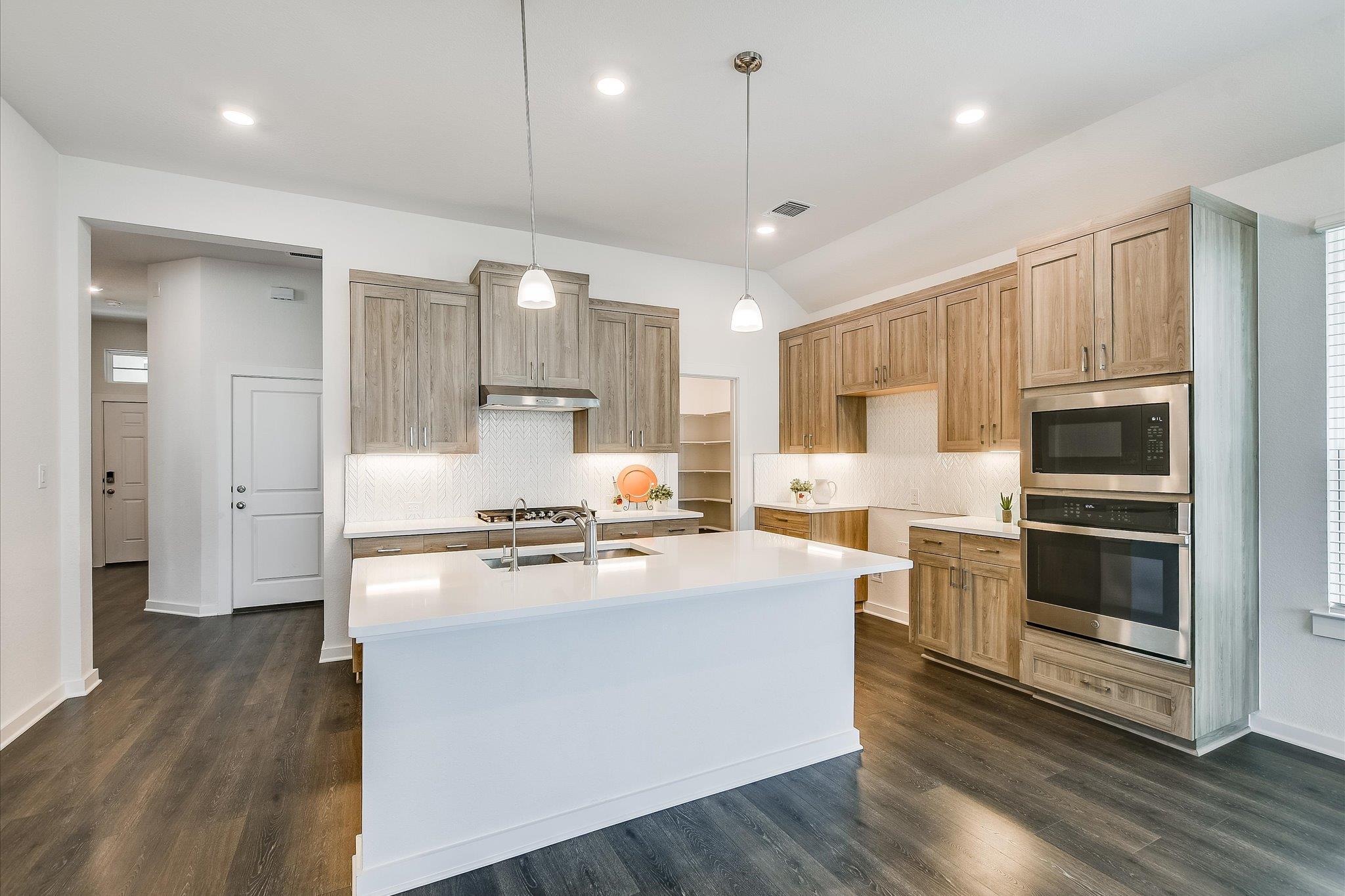 205 Wingstem WAY — photo 5