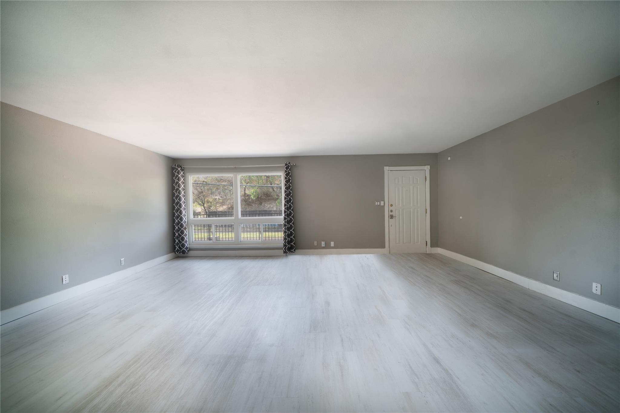 500 Riverside DR #242 — photo 5