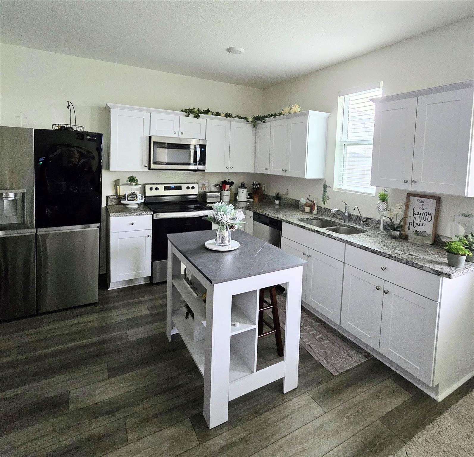 19506 Caymus DR — photo 5