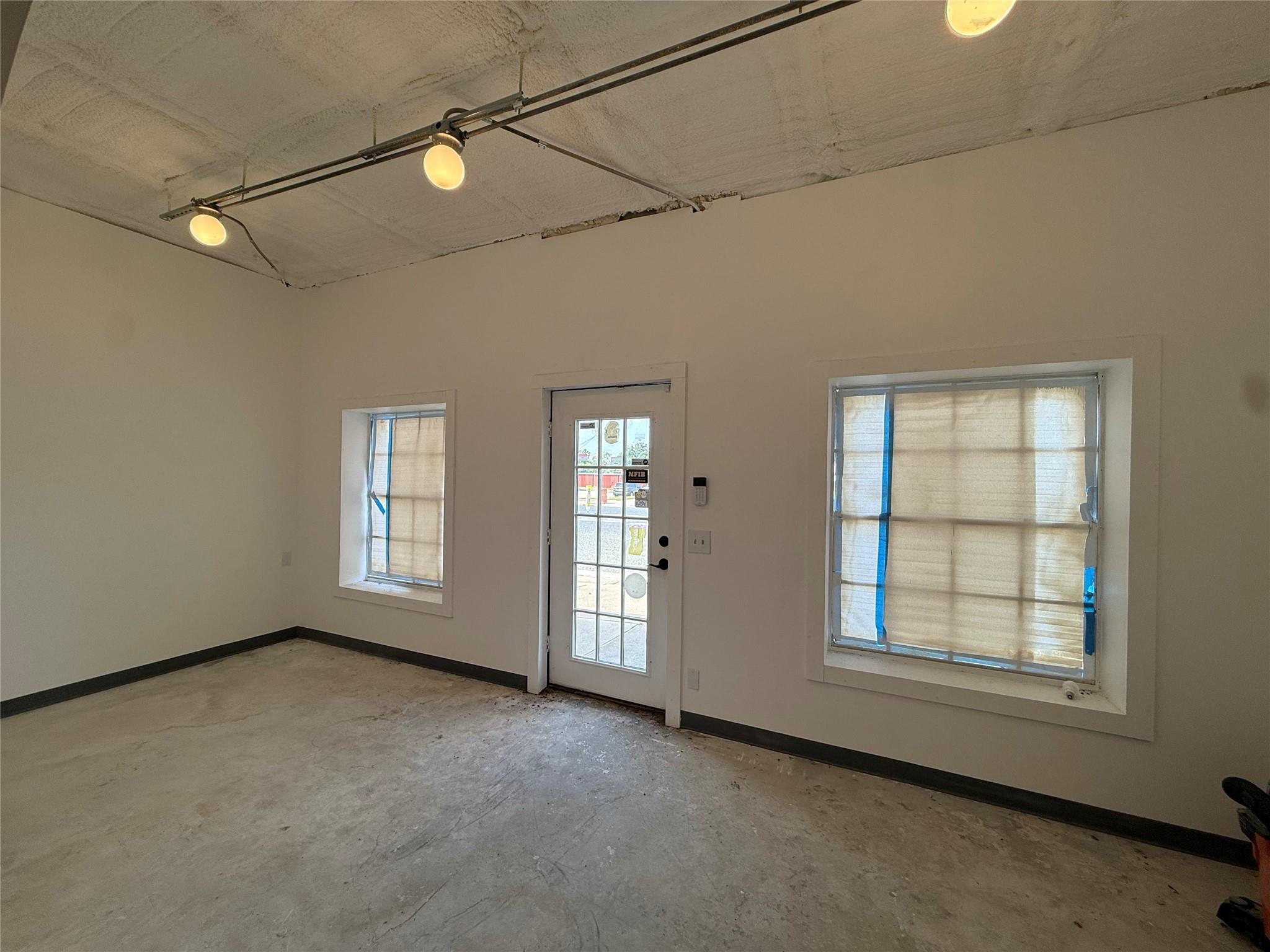 117 Main ST — photo 4