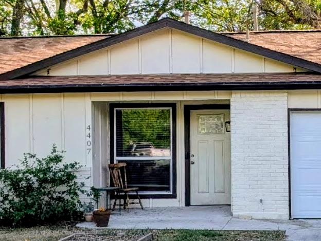 4407 Dovewood DR — photo 3