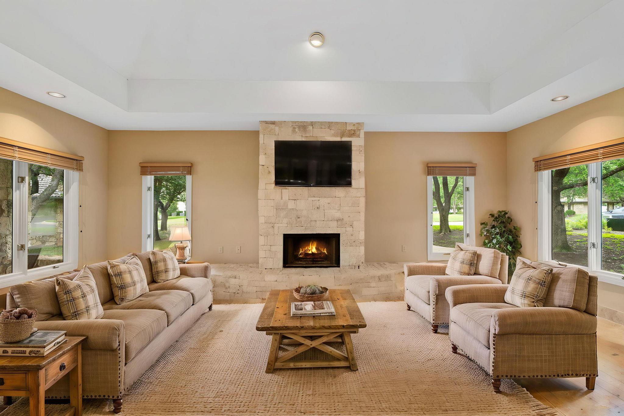 1927 Clubhouse Hill DR #14 — photo 3