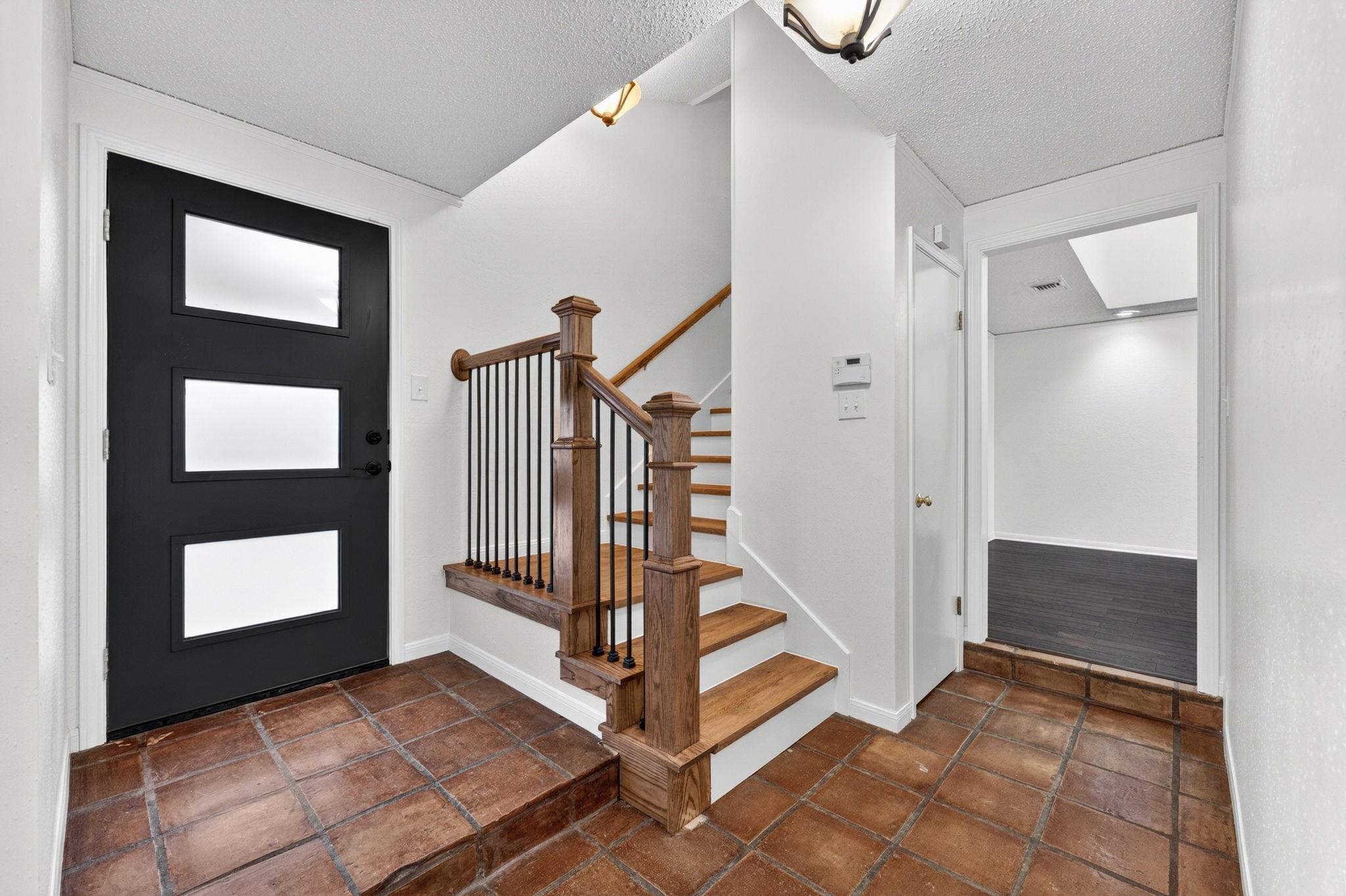 1301 Mill Creek DR — photo 3