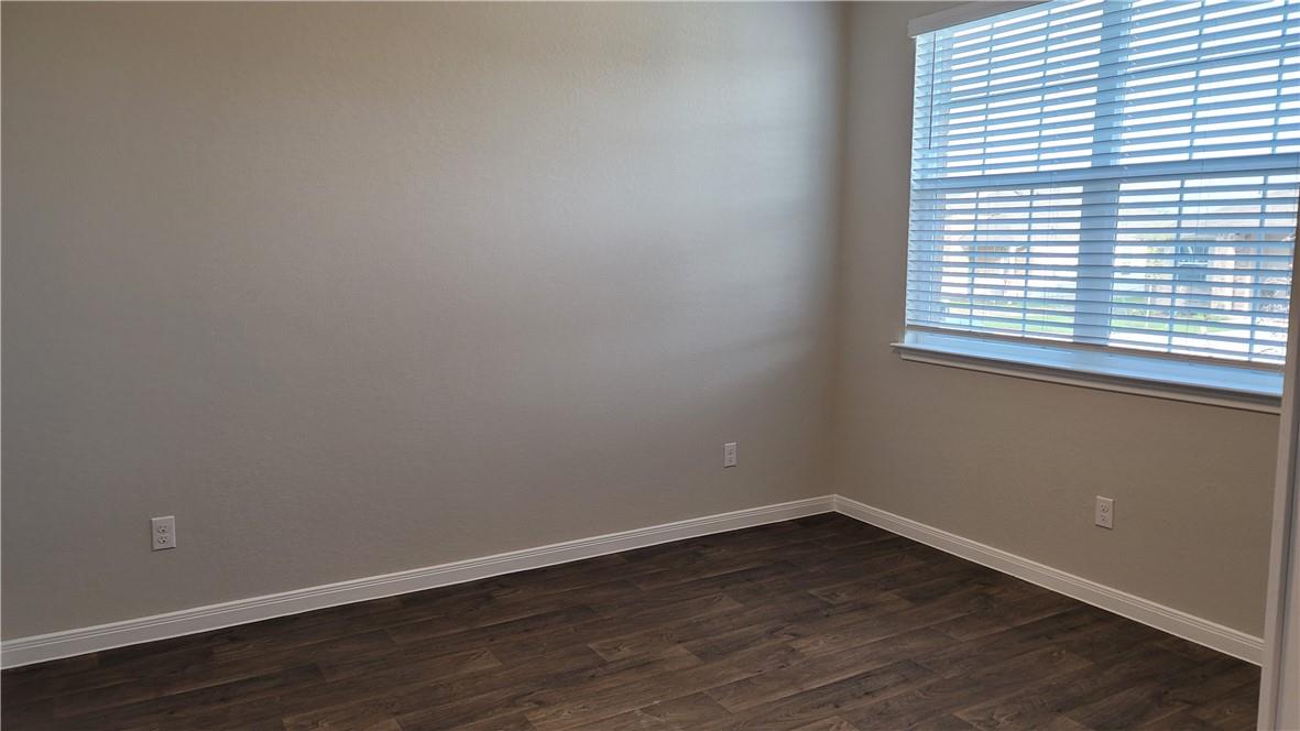 6406 Kildare DR — photo 4