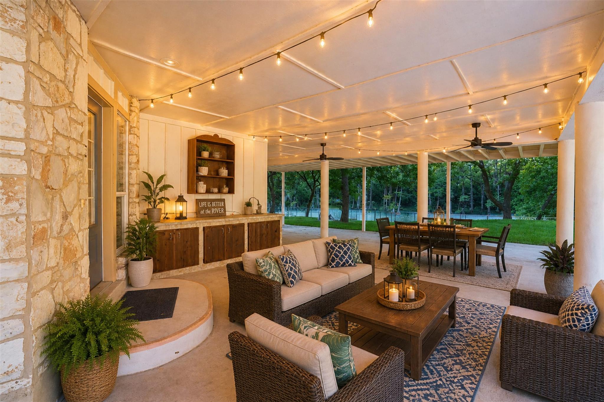 716 River Cliff DR — photo 5