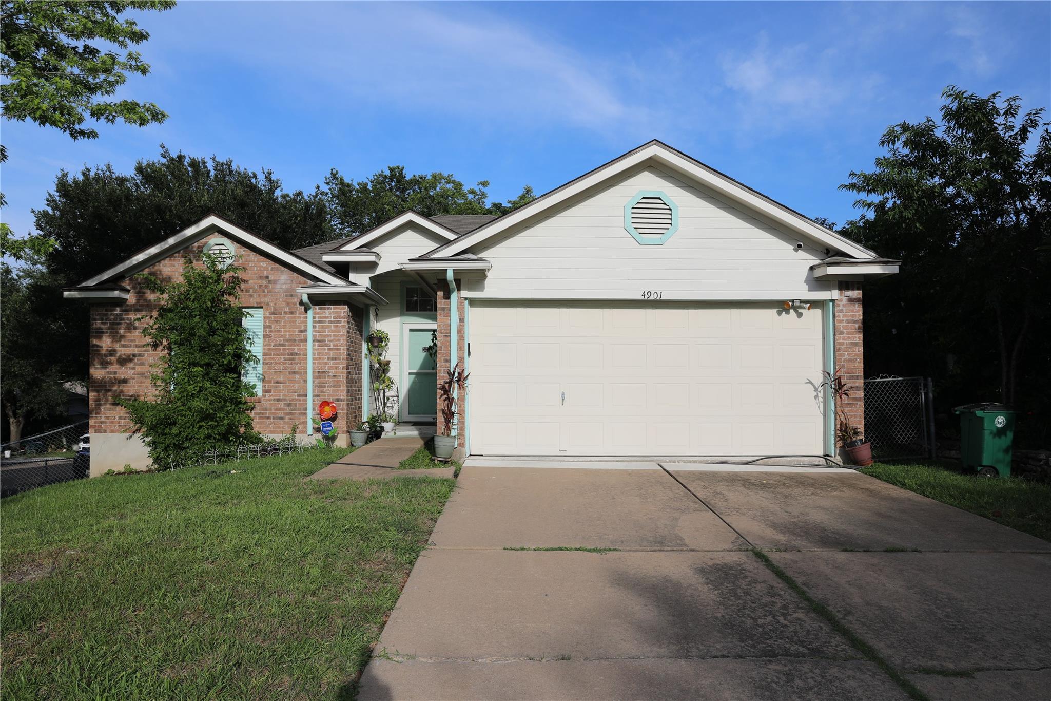 4901 Birch Creek RD — photo 3