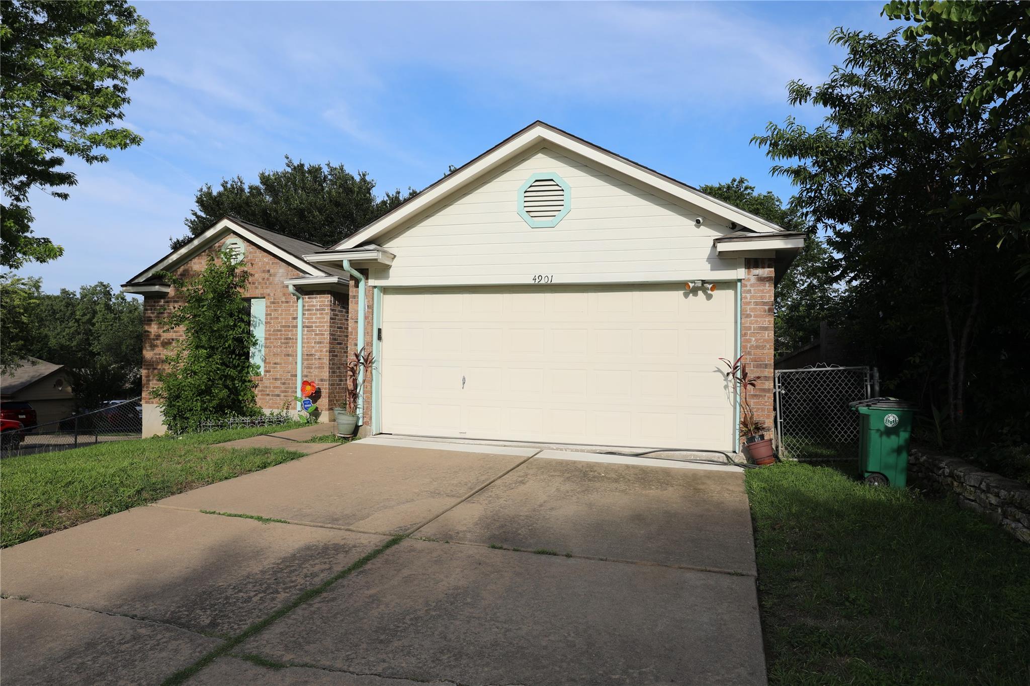 4901 Birch Creek RD — photo 5
