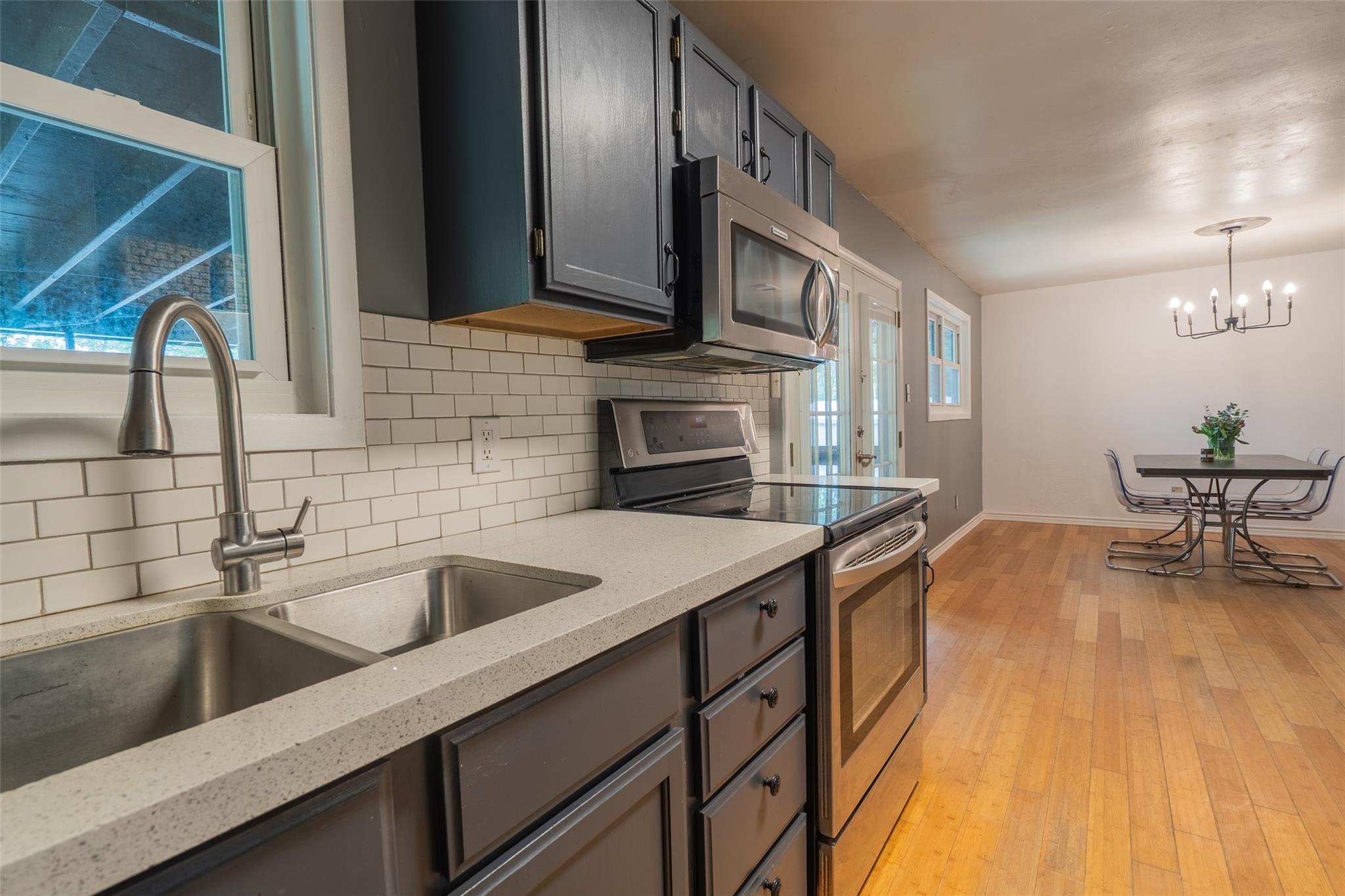 3209 River RD — photo 4