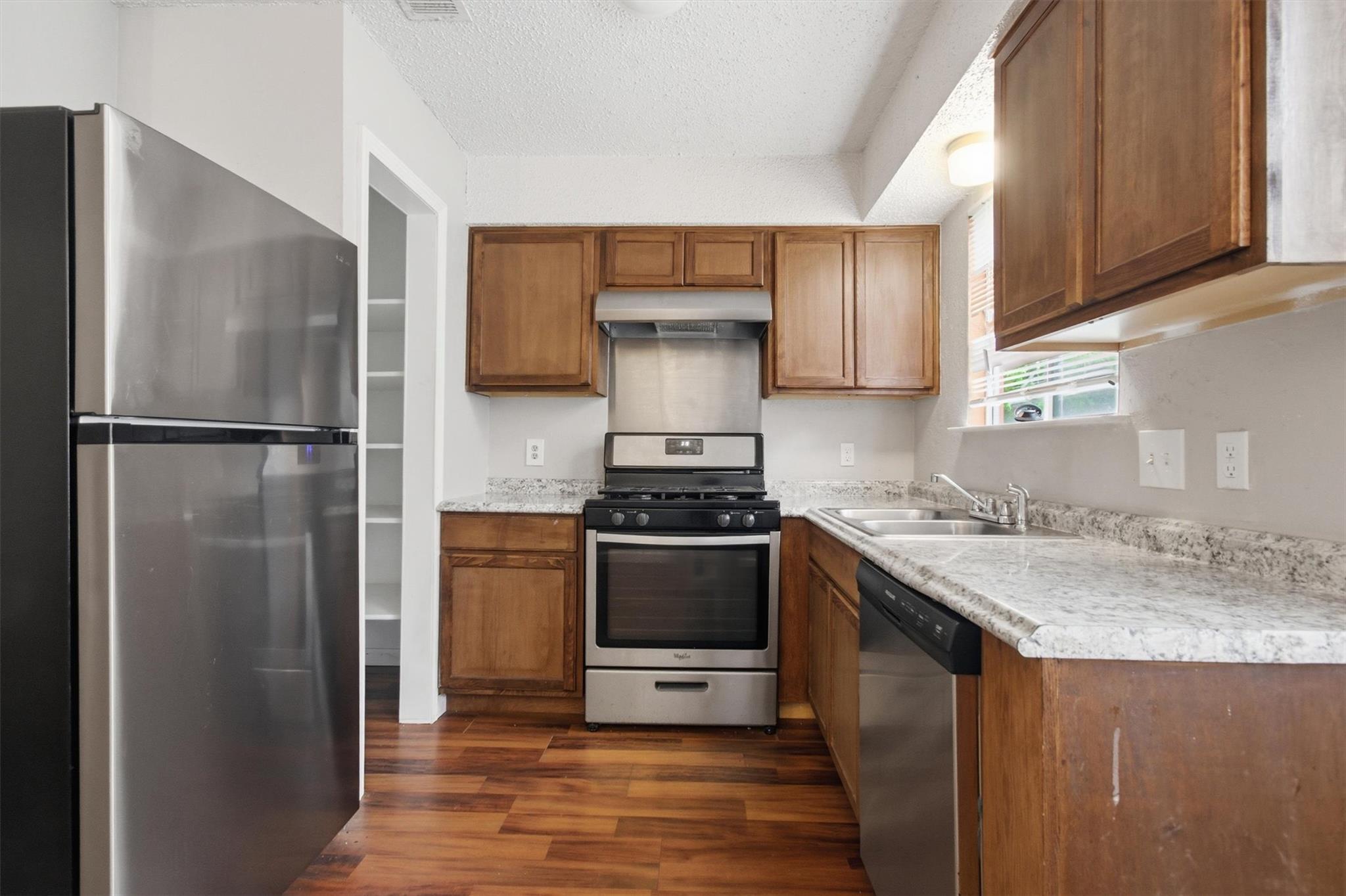 6305 Emerald Forest DR #B — photo 5