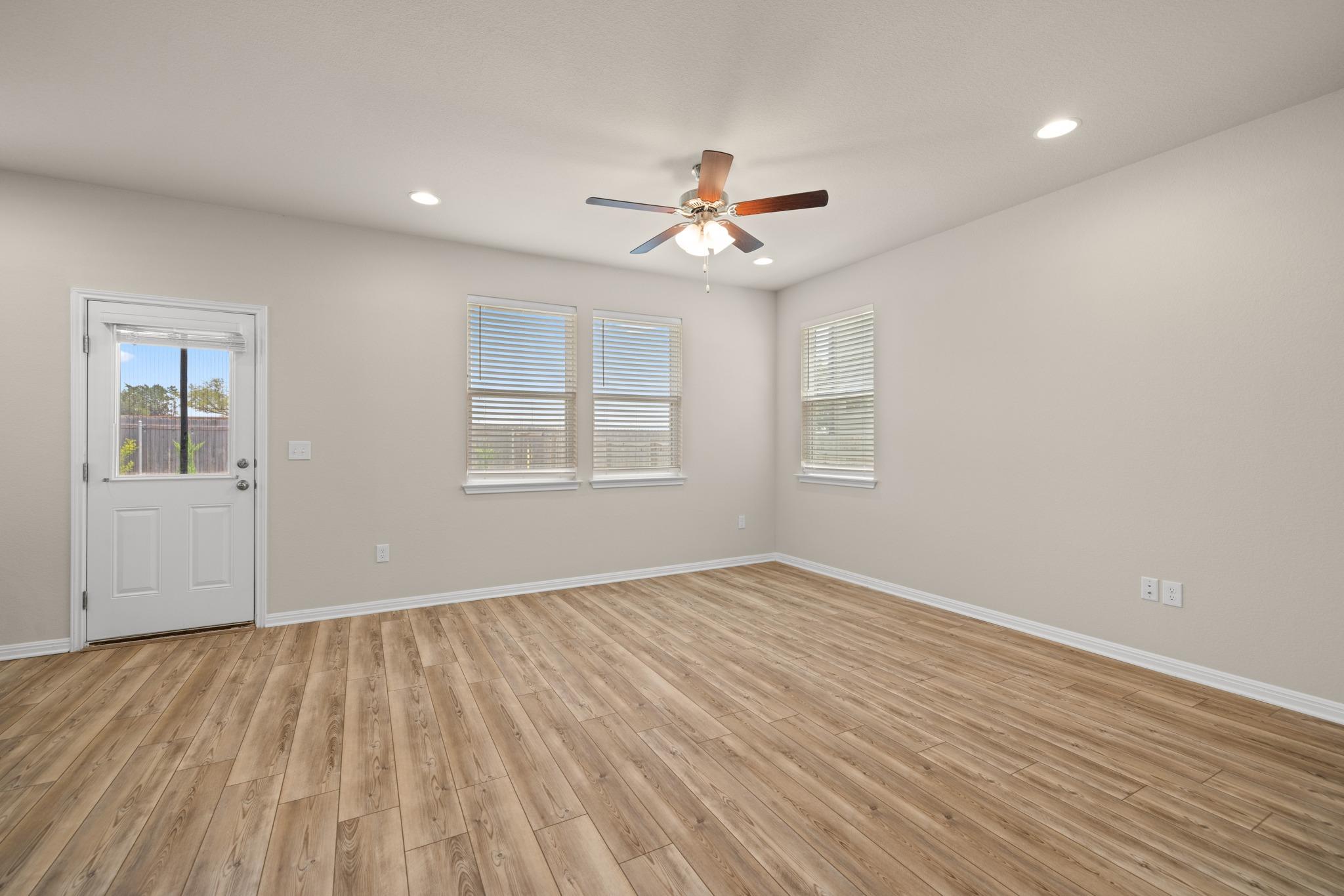 416 Staunton DR — photo 5