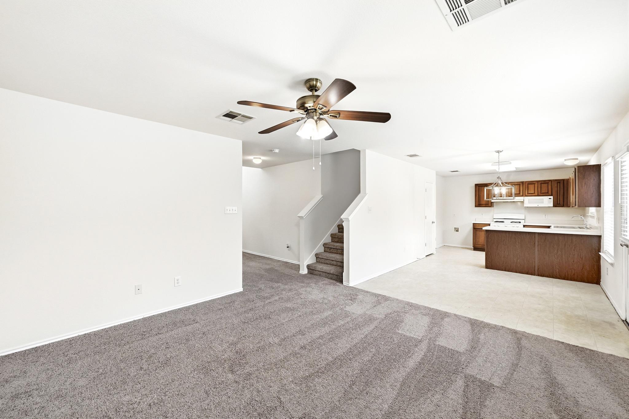 220 Peppergrass CV — photo 5