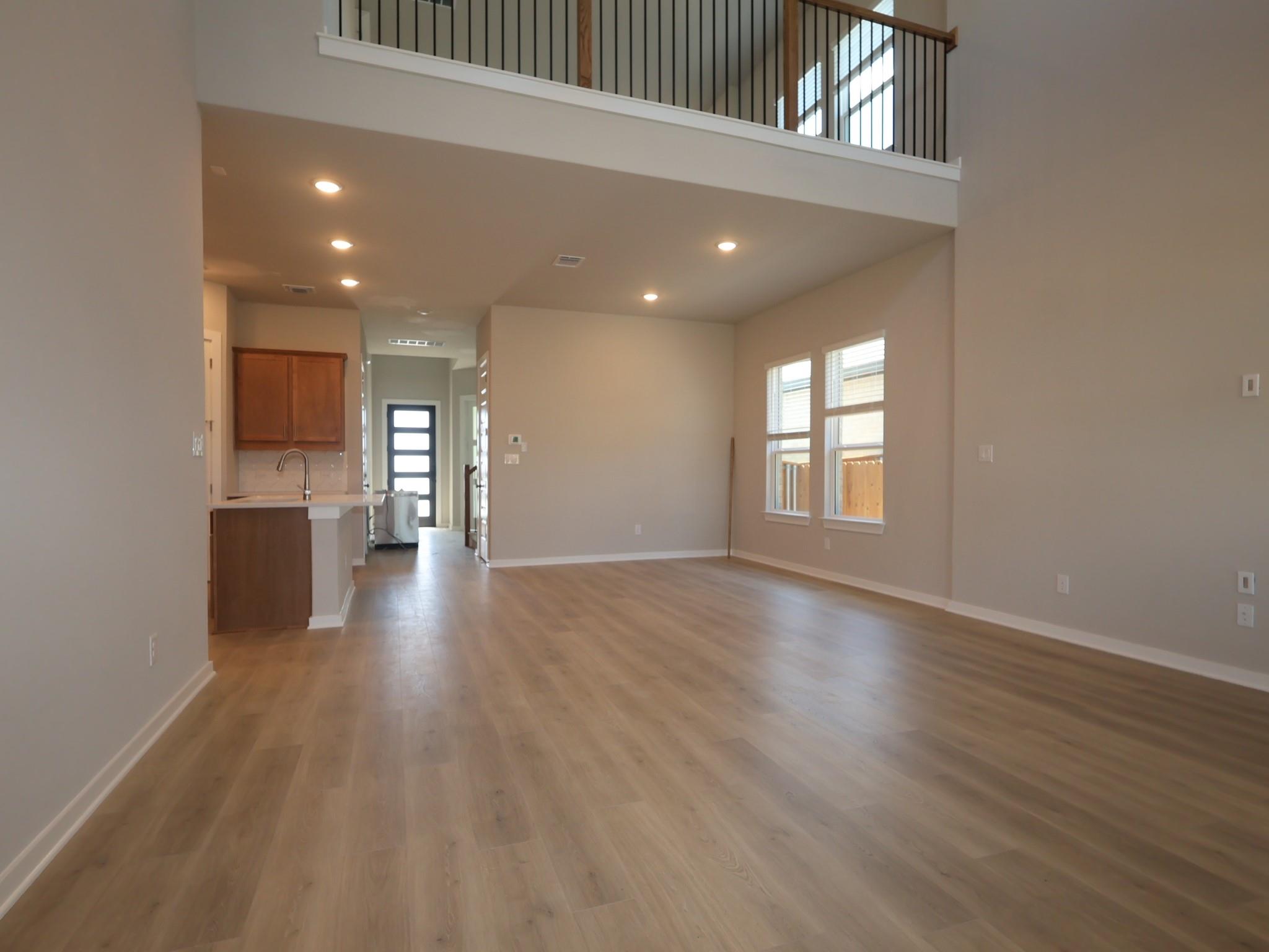 148 Norway Spruce ST — photo 4