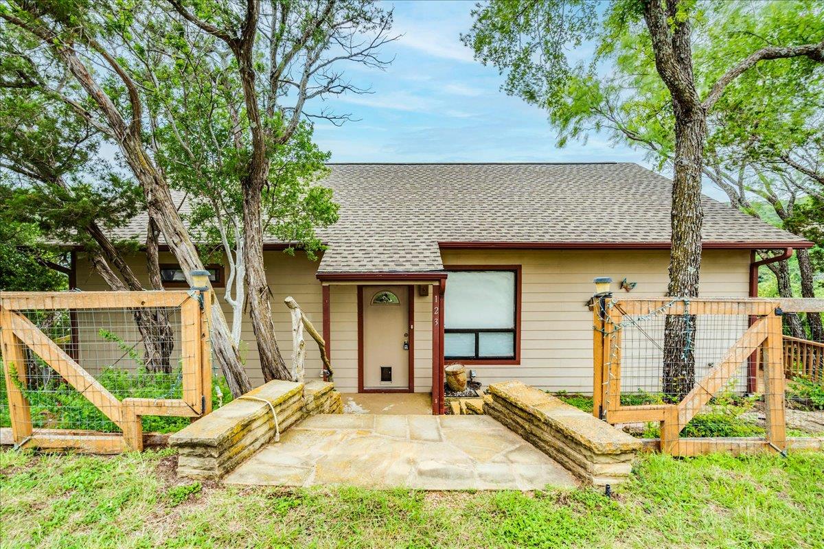 123 Horseshoe DR — photo 4