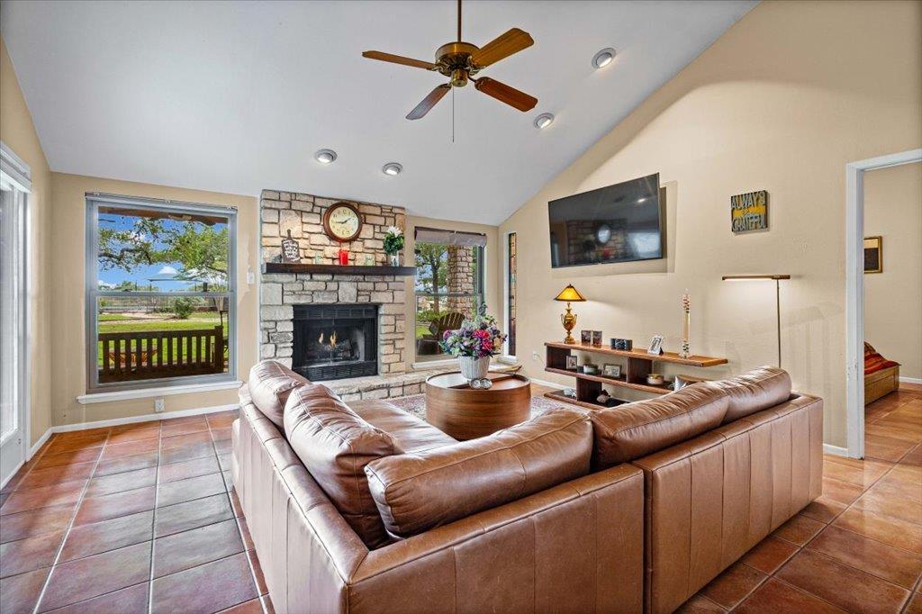 104 Overlook CIR — photo 5