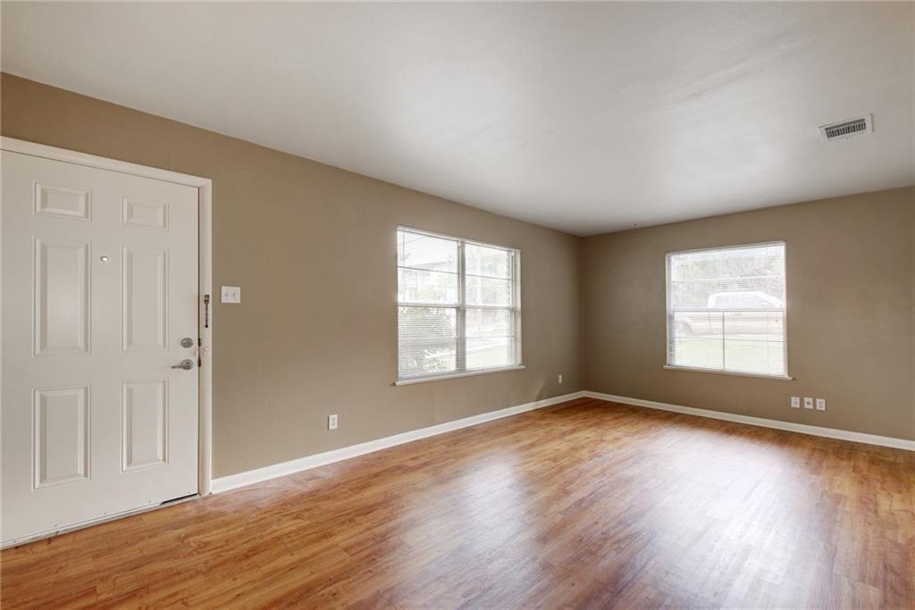 507 Bellevue PL #A — photo 4
