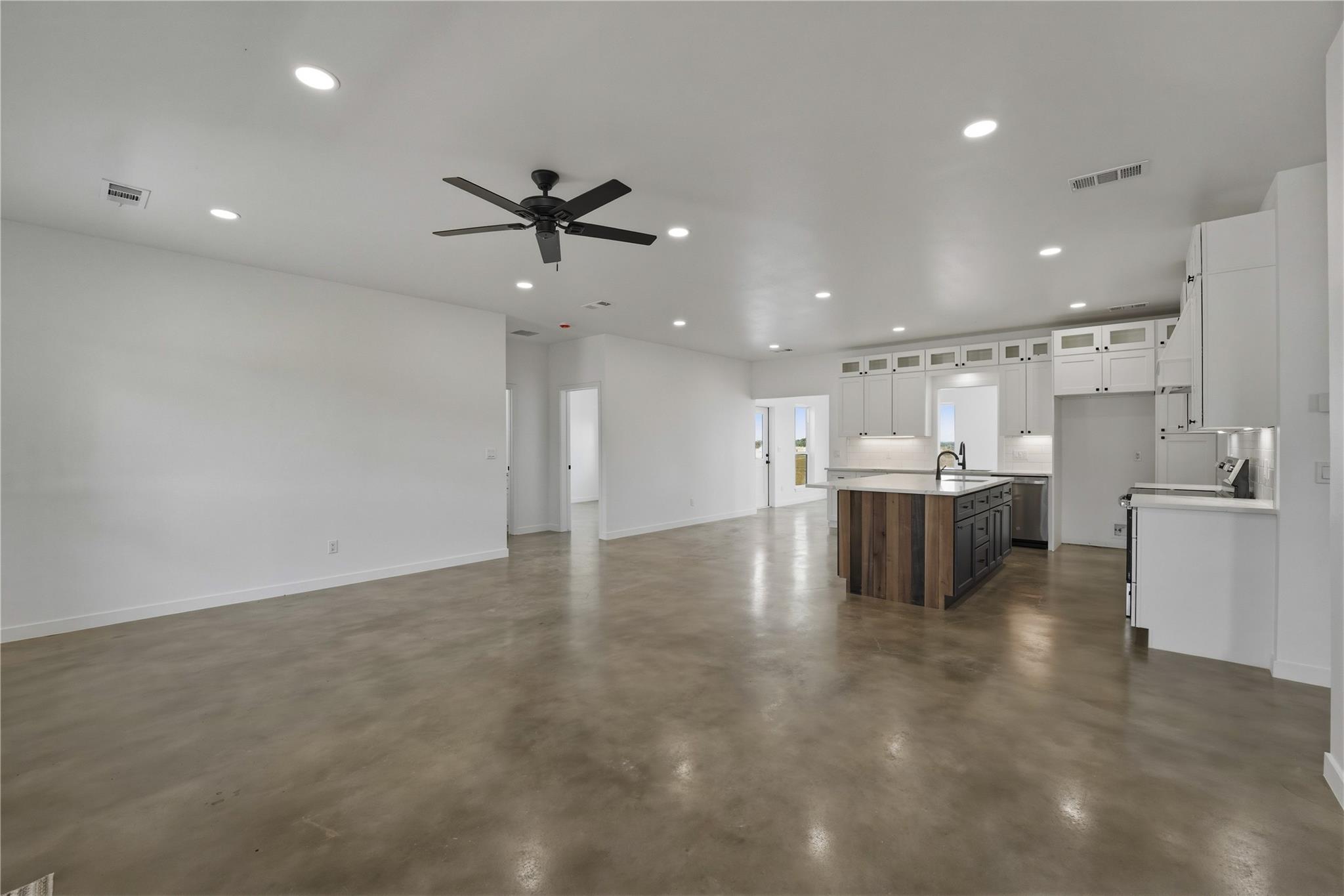9391 Hajovsky RD — photo 4