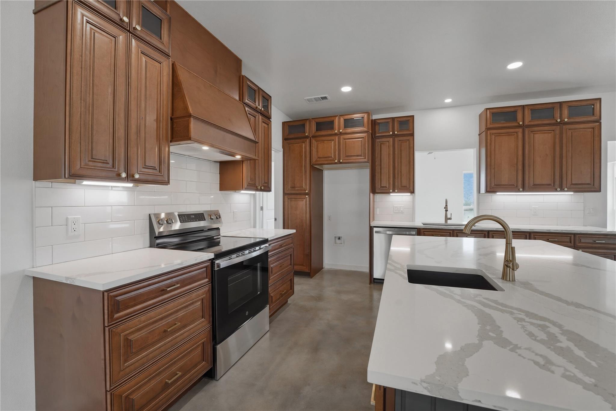 9345 Hajovsky RD — photo 3
