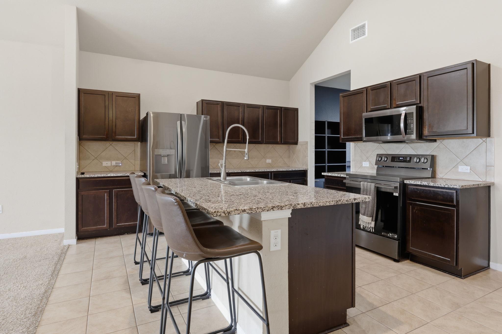 701 Liard River RD — photo 5