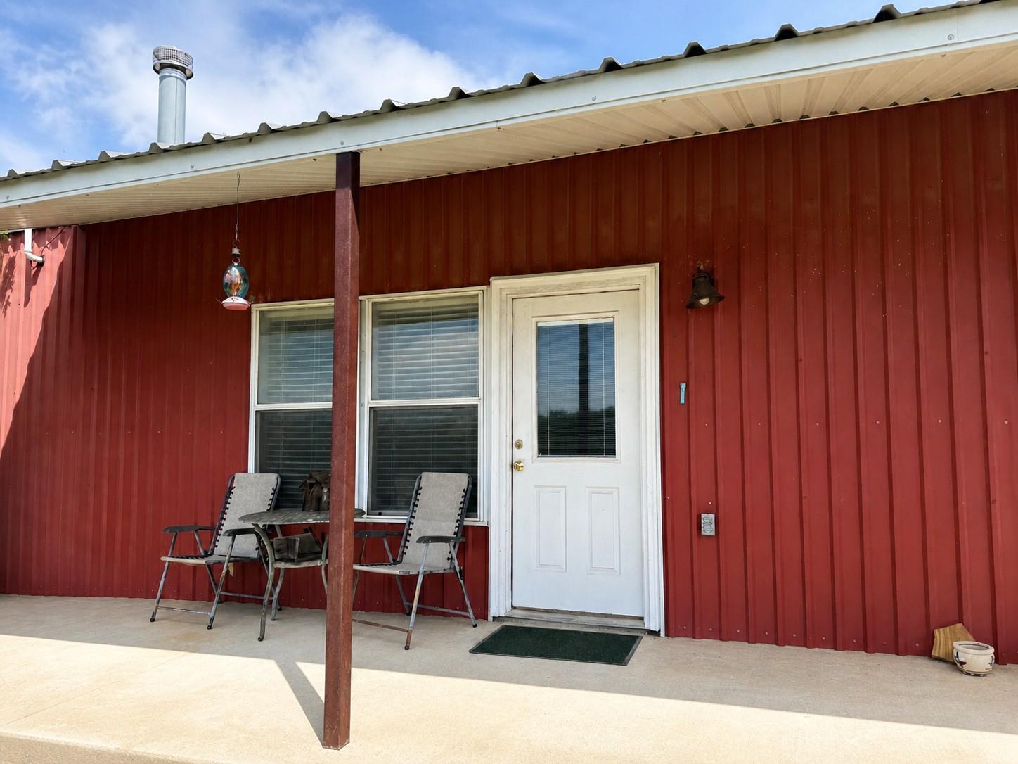 460 Private Road 1236